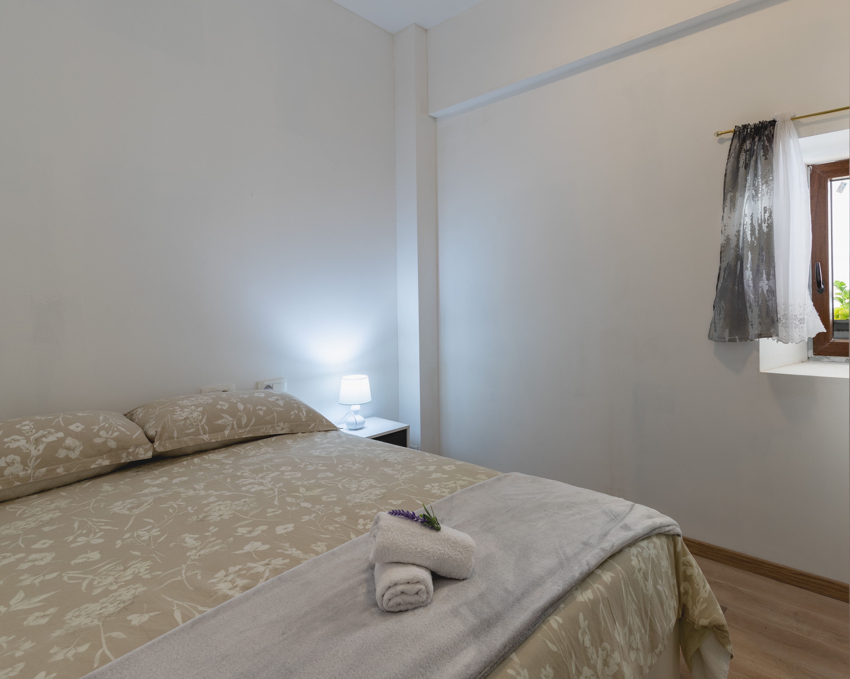 Two bedroom apartment with terrace Bibinje, Zadar  A-c