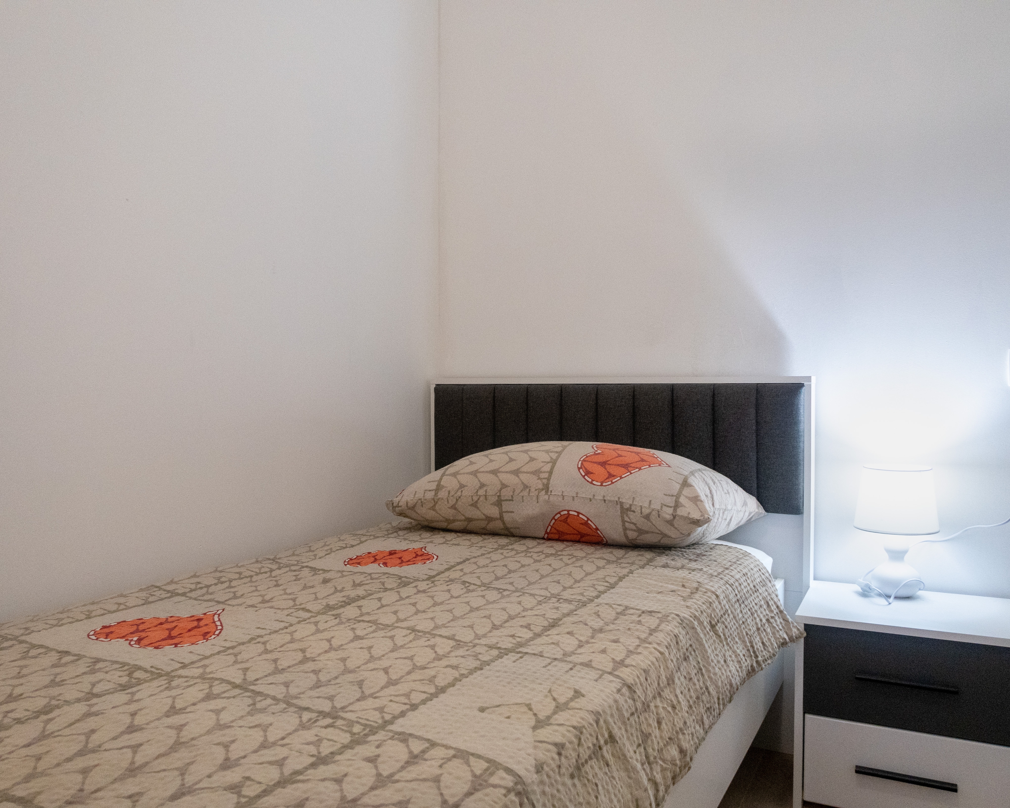 Two bedroom apartment with terrace Bibinje, Zadar  A-c