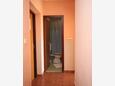 Novalja, Hallway in the apartment, air condition available and WiFi.