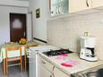 Kuchyně Novalja, Kuchyně v ubytování typu apartment, s klimatizací a WiFi.
