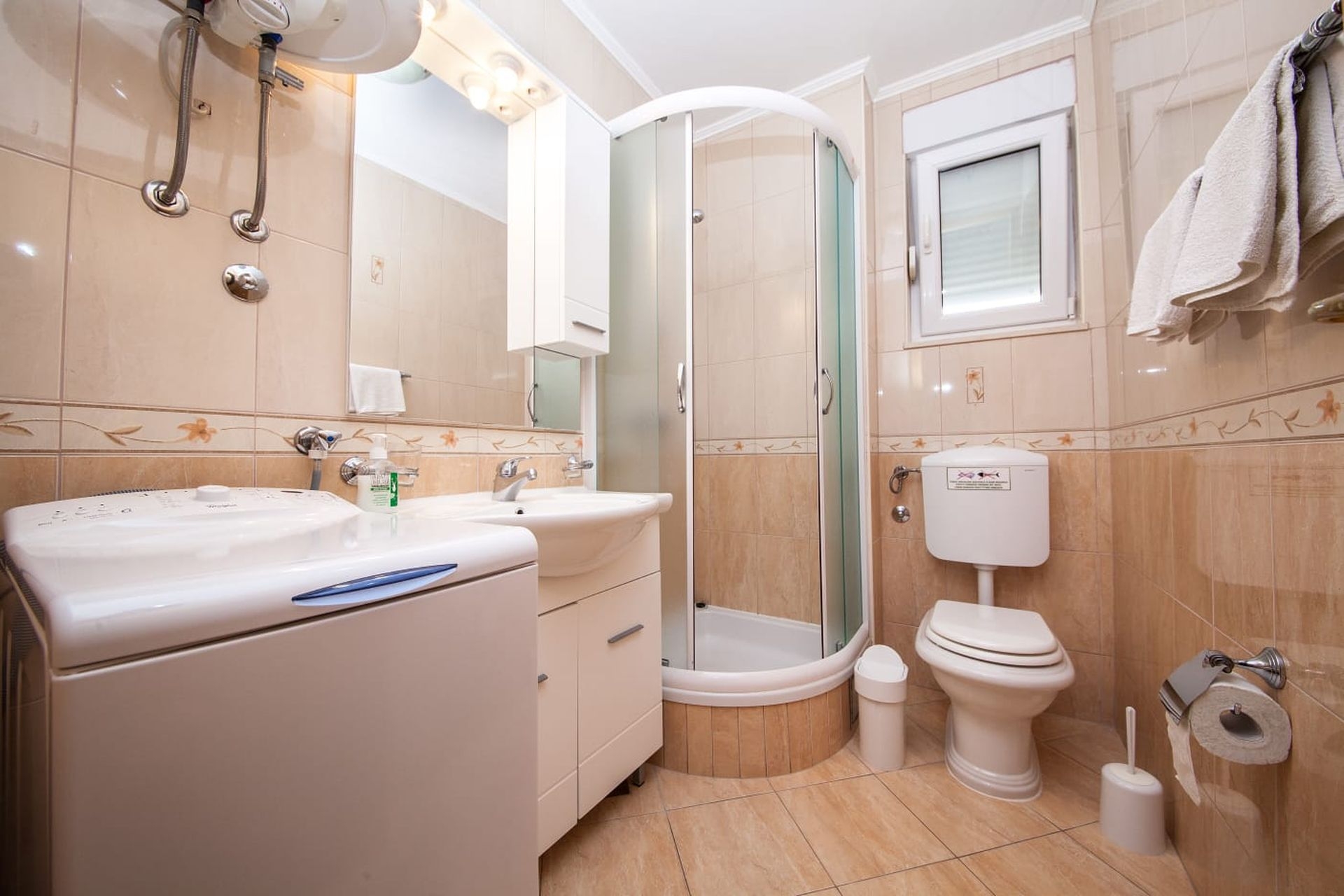 One bedroom apartment with balcony Promajna, Makarska  A-b
