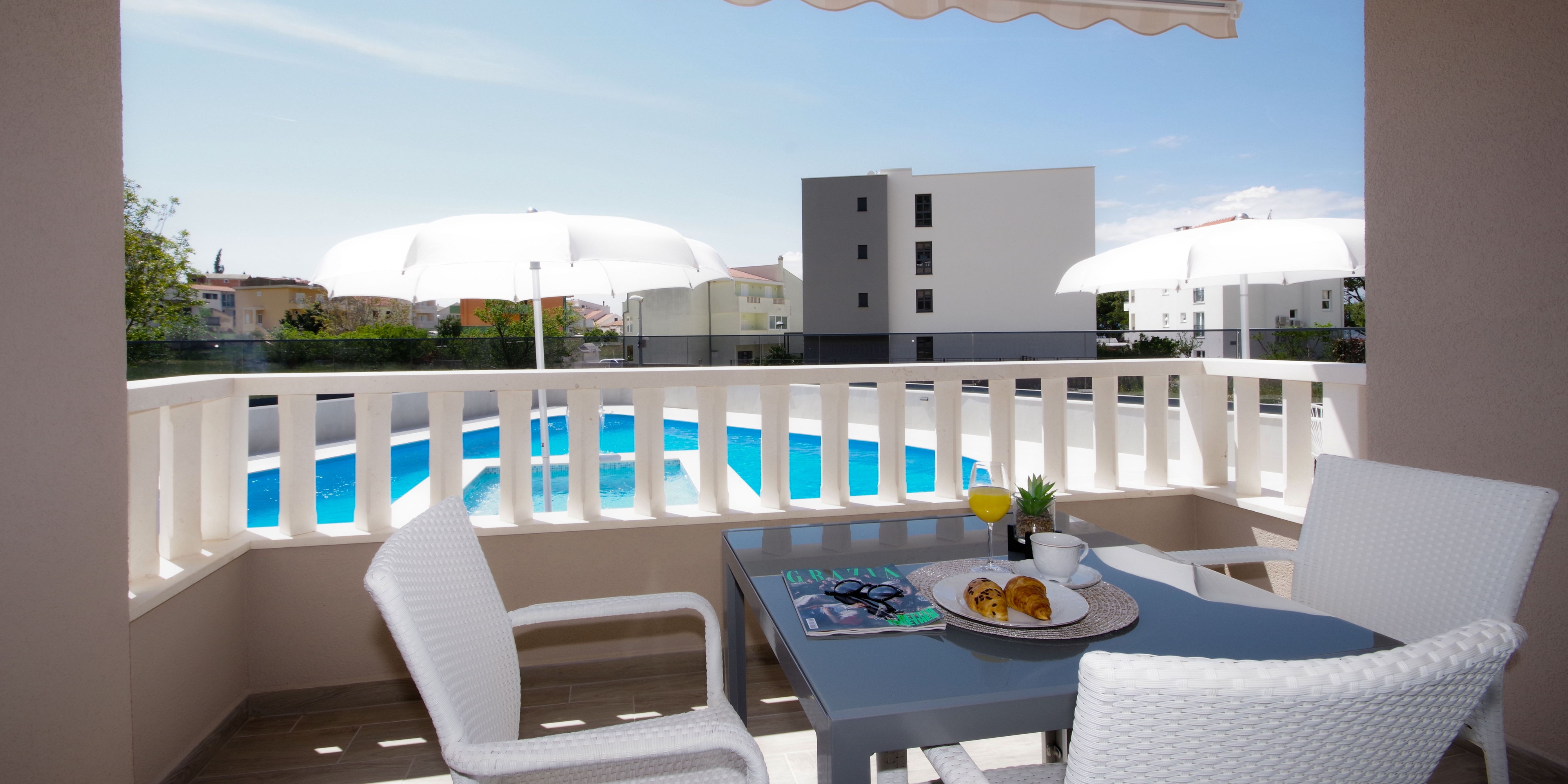 One bedroom apartment with terrace Promajna, Makarska  A-b