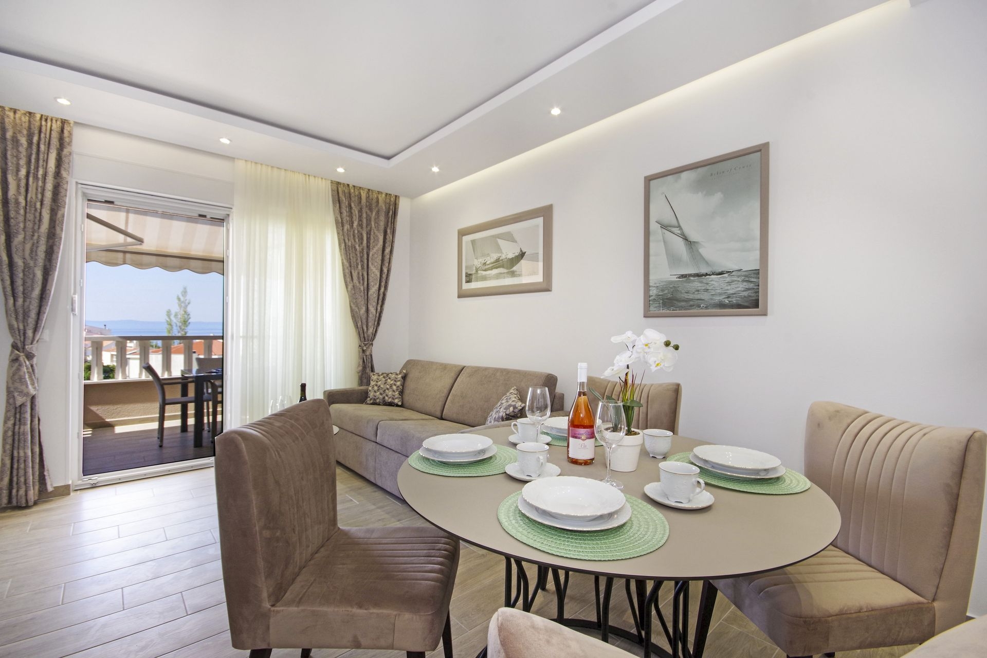 One bedroom apartment with terrace Promajna, Makarska  A-c