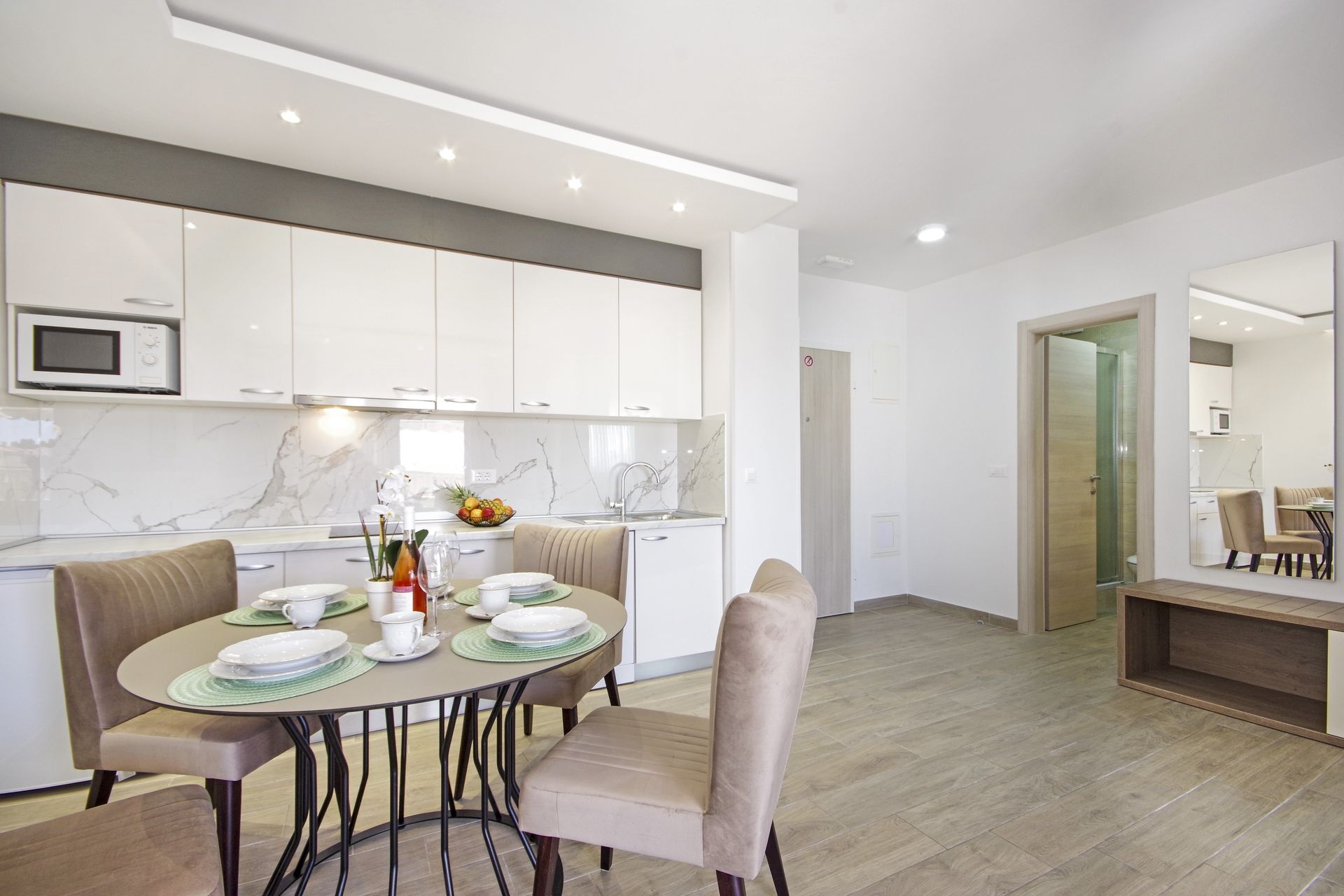 One bedroom apartment with terrace Promajna, Makarska  A-f