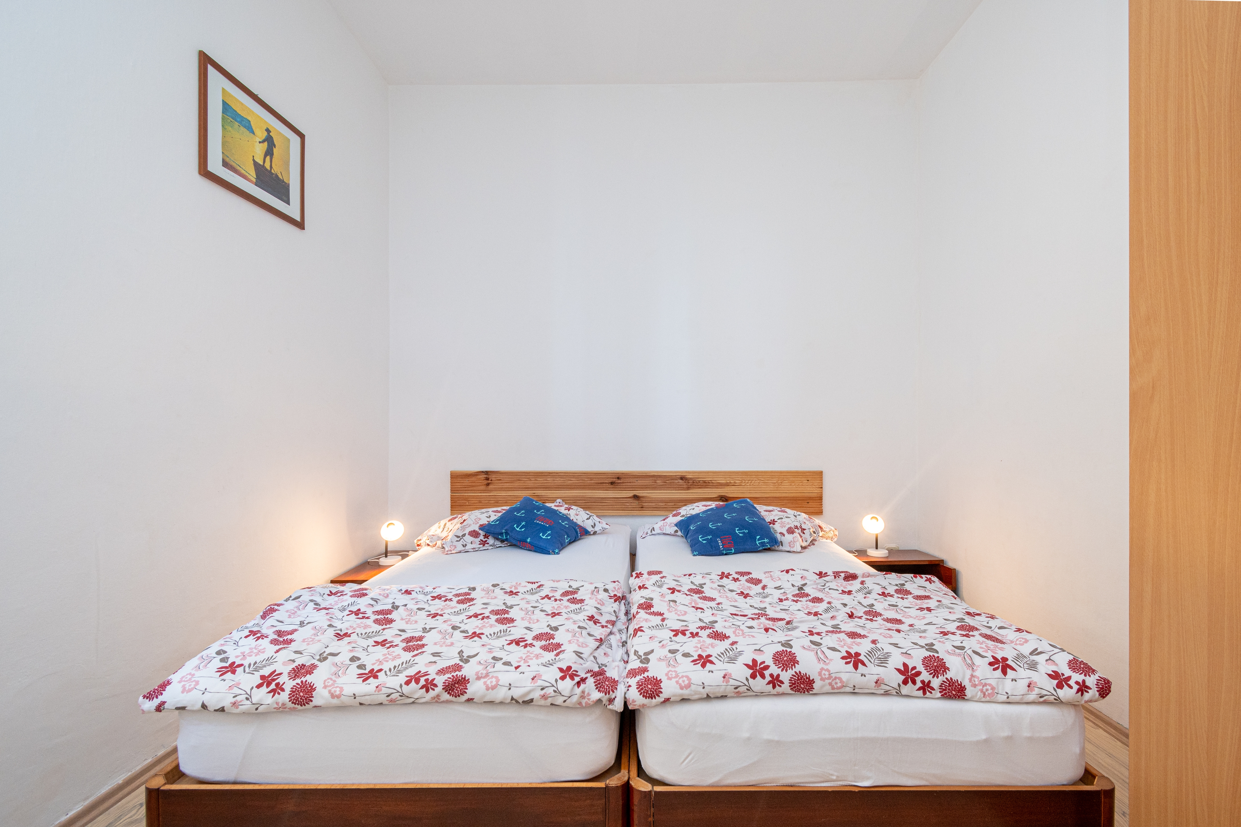 Two bedroom house near beach Preko, Ugljan  K