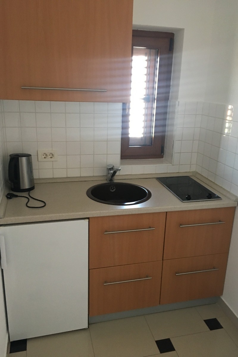 Studio flat with terrace and sea view Supetar, Brač (AS-21110-a)
