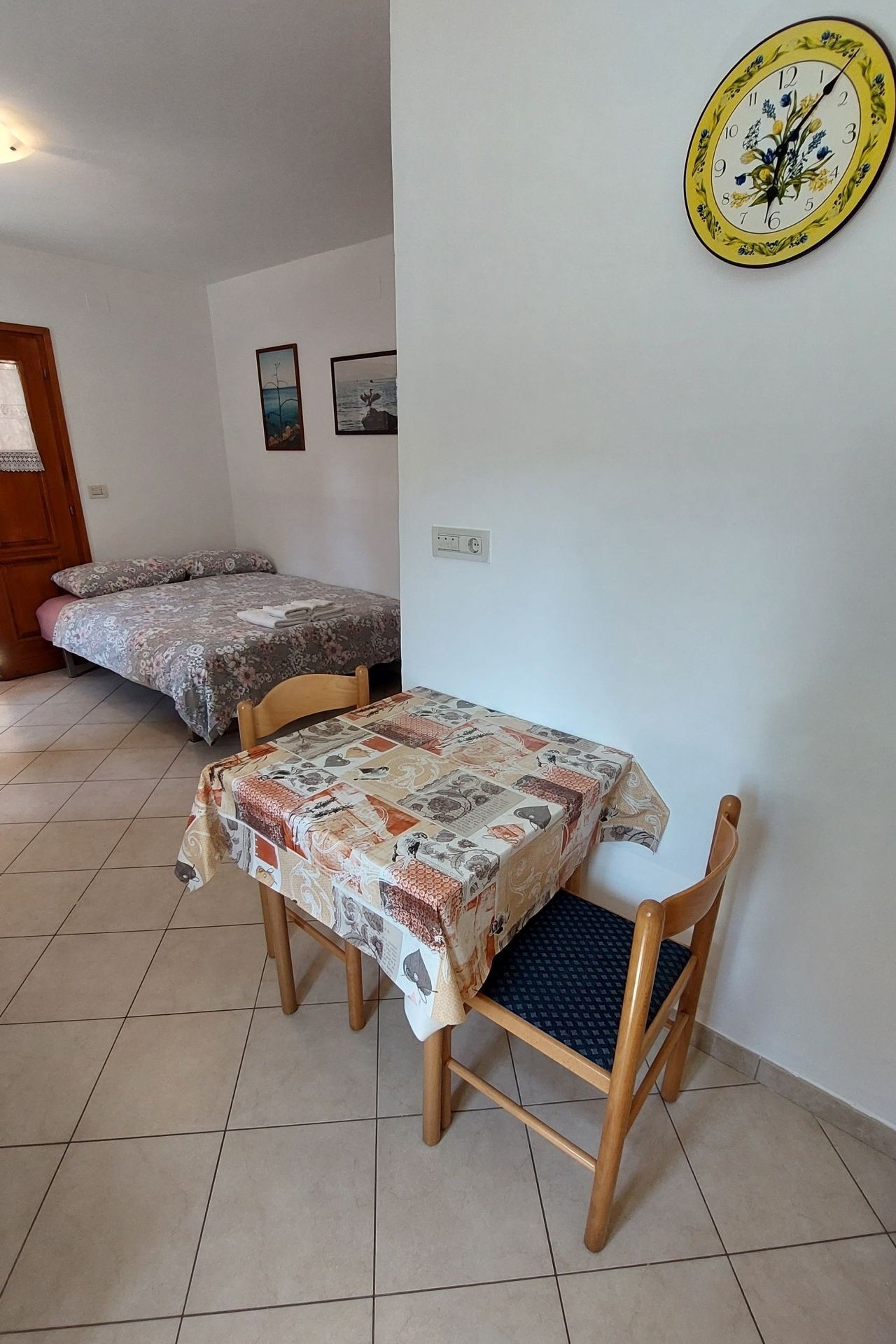 Studio flat with air-conditioning Cres  AS-a