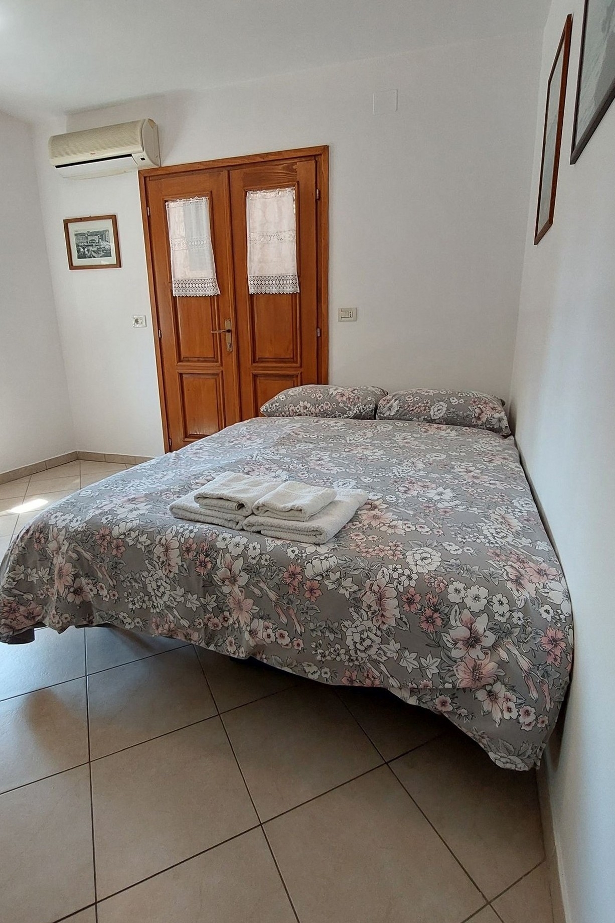 Studio flat with air-conditioning Cres  AS-a