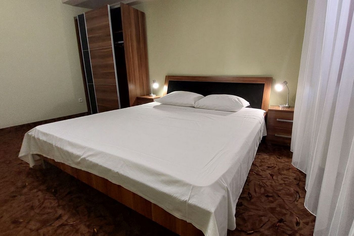 Two bedroom apartment with air-conditioning Cres  A-a