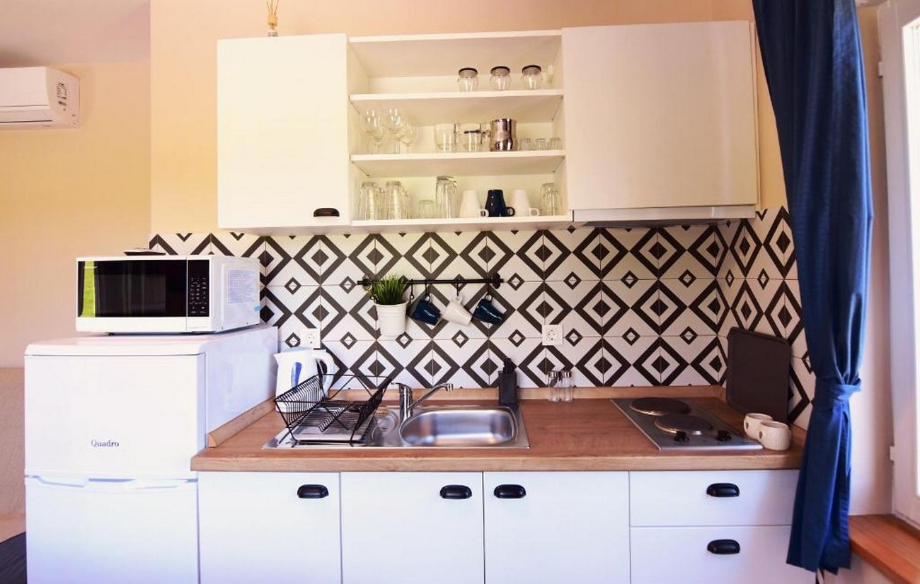 Two bedroom apartment with balcony Rakovica, Plitvice  A-a