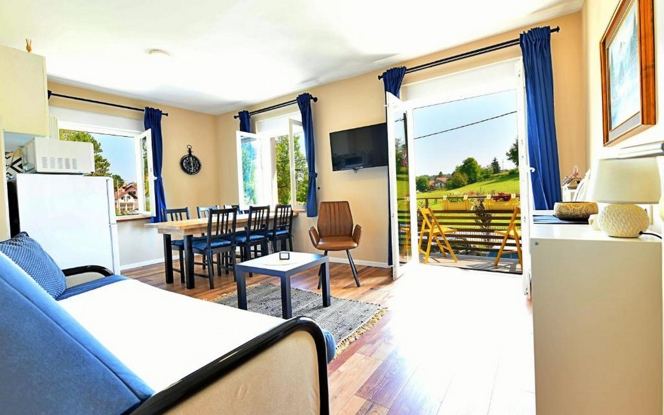 Two bedroom apartment with balcony Rakovica, Plitvice  A-a