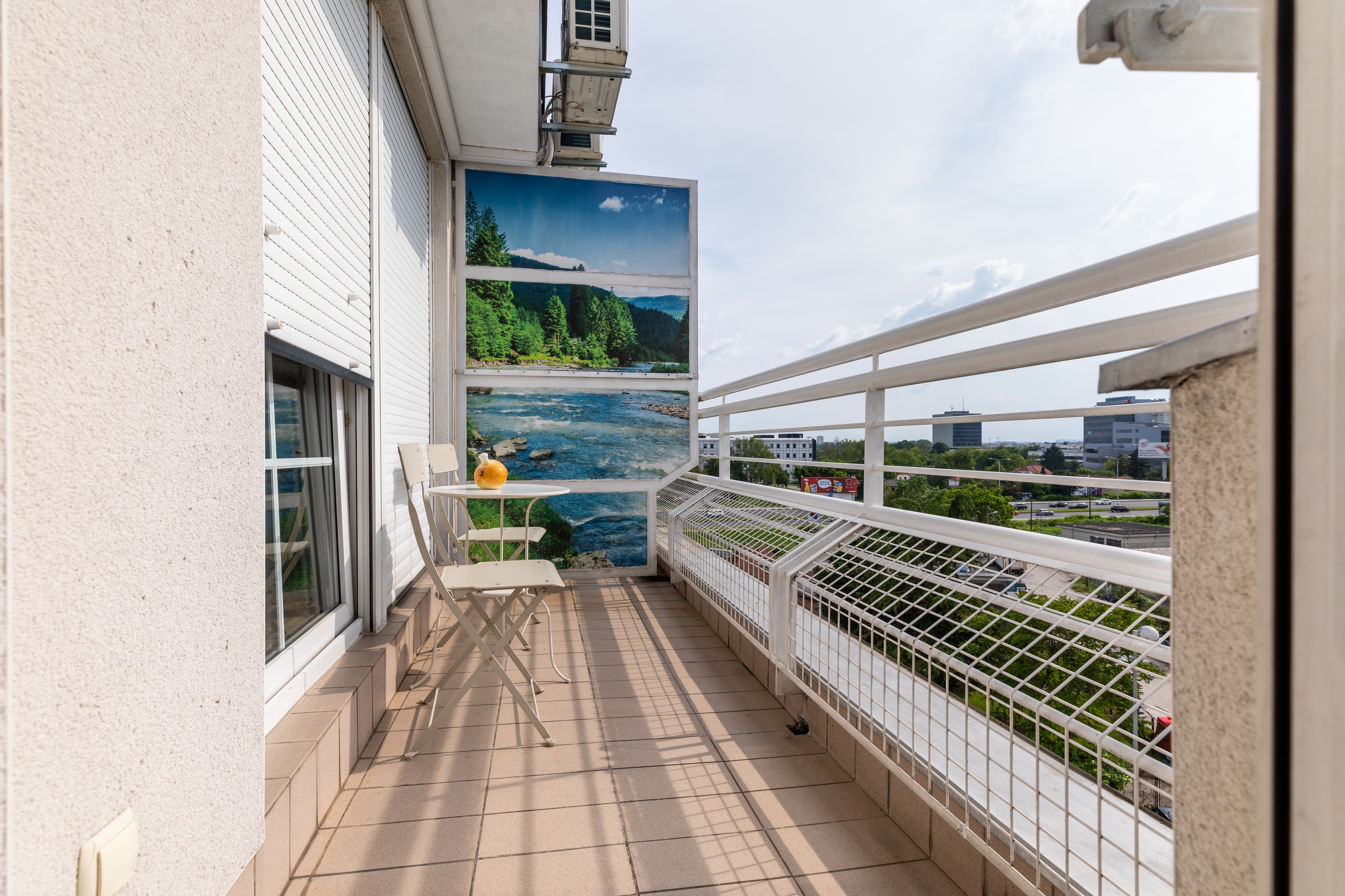 One bedroom apartment with balcony Zagreb  A-a