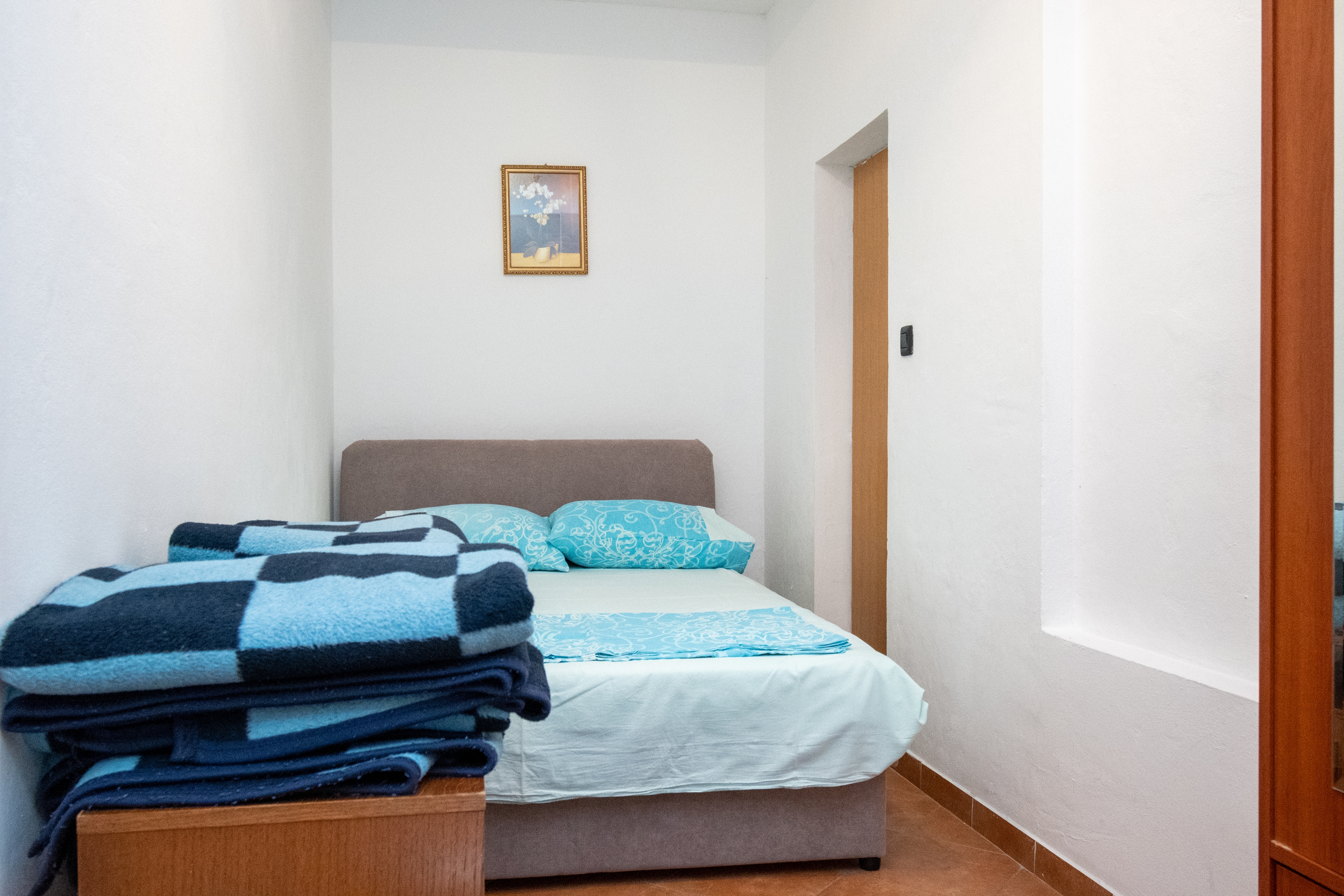 Three bedroom apartment with terrace and sea view Posedarje, Novigrad  A-b