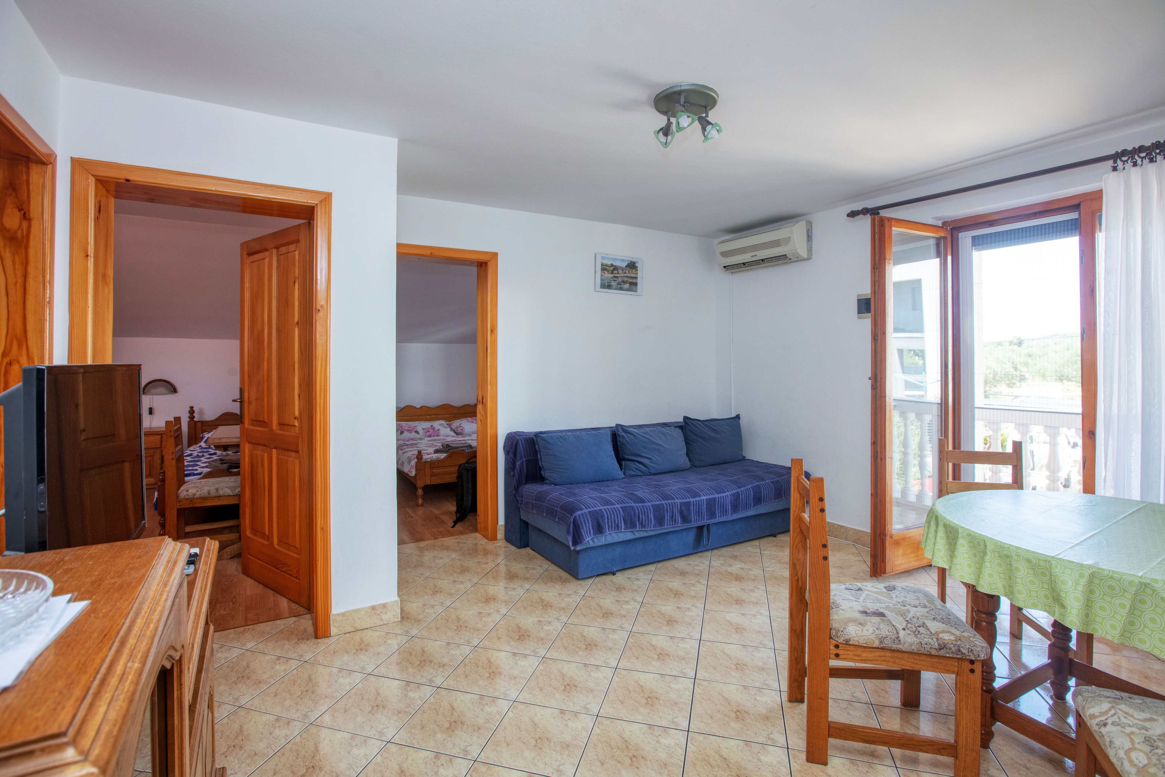 Two bedroom apartment with terrace Jezera, Murter (A-21148-b) Two bedroom apartment with terrace Jezera, Murter (A-21148-b)