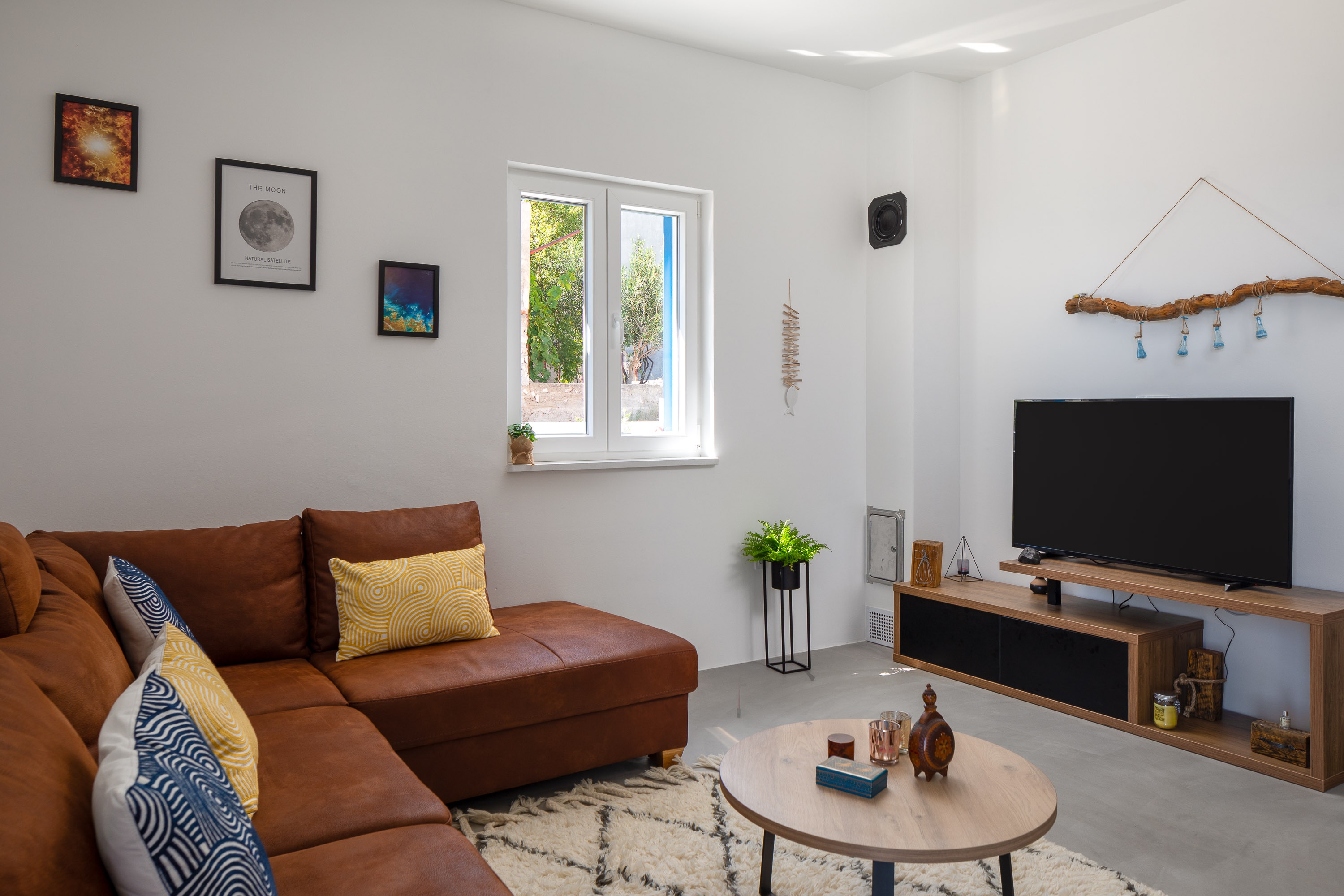 Comfortable and spacious house with terrace and sea view Zečevo Rtić, Rogoznica (K-21157) Comfortable and spacious house with terrace and sea view Zečevo Rtić, Rogoznica (K-21157)