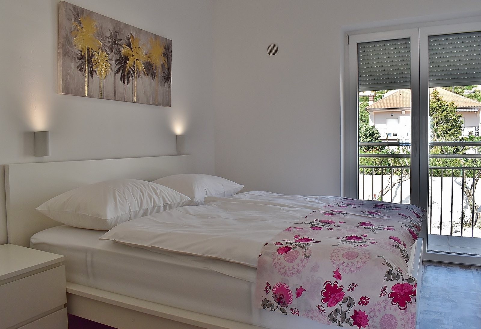 Two bedroom apartment with terrace and sea view Banjol (Rab) (A-21159-b)