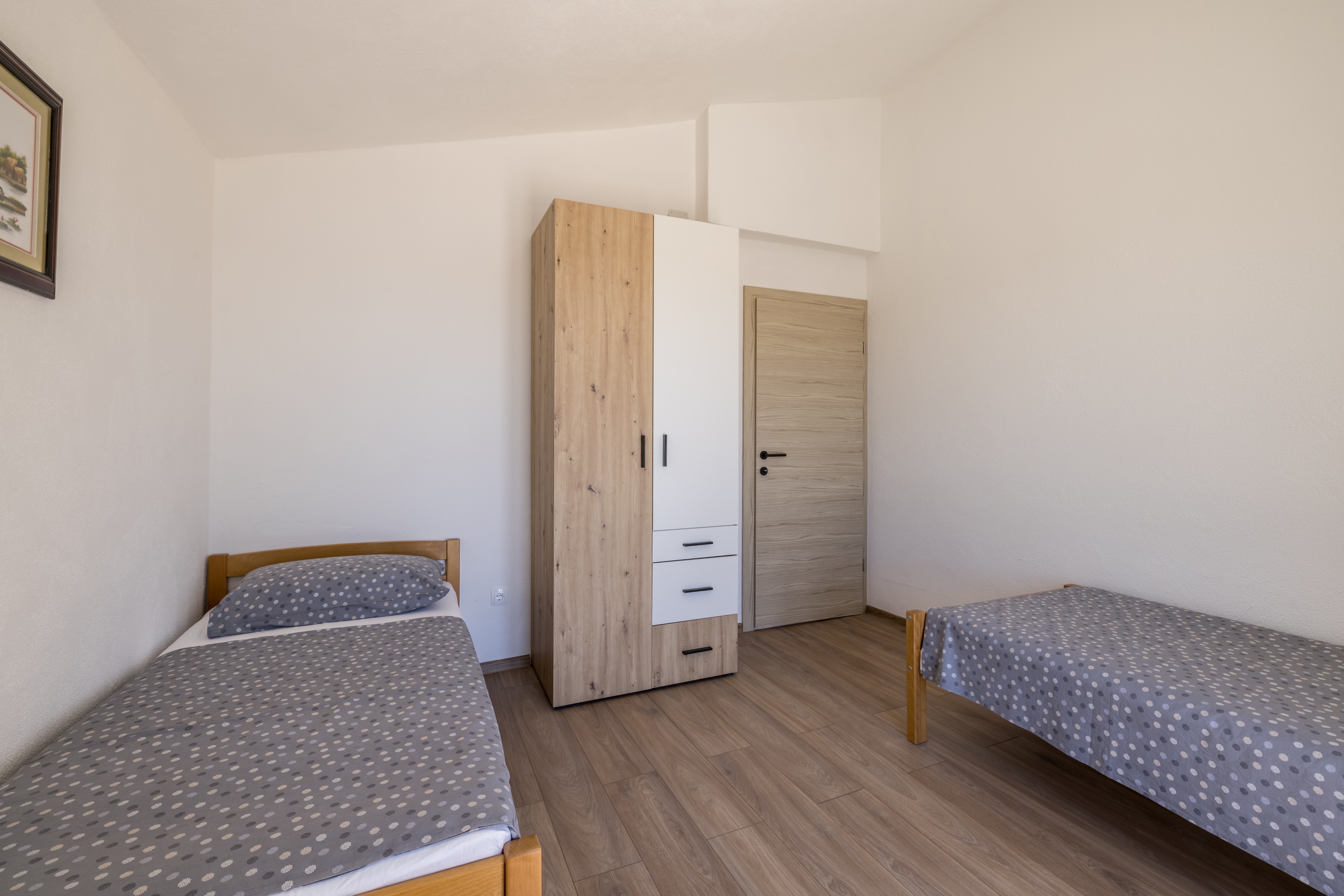 Two bedroom apartment with terrace and sea view Sevid, Trogir  A-a