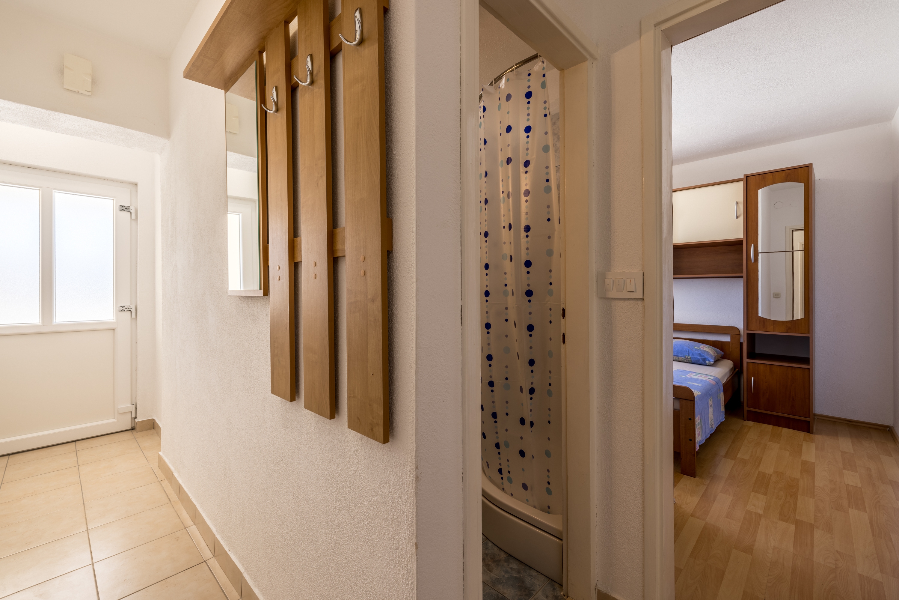 Two bedroom apartment with terrace and sea view Sevid, Trogir  A-a