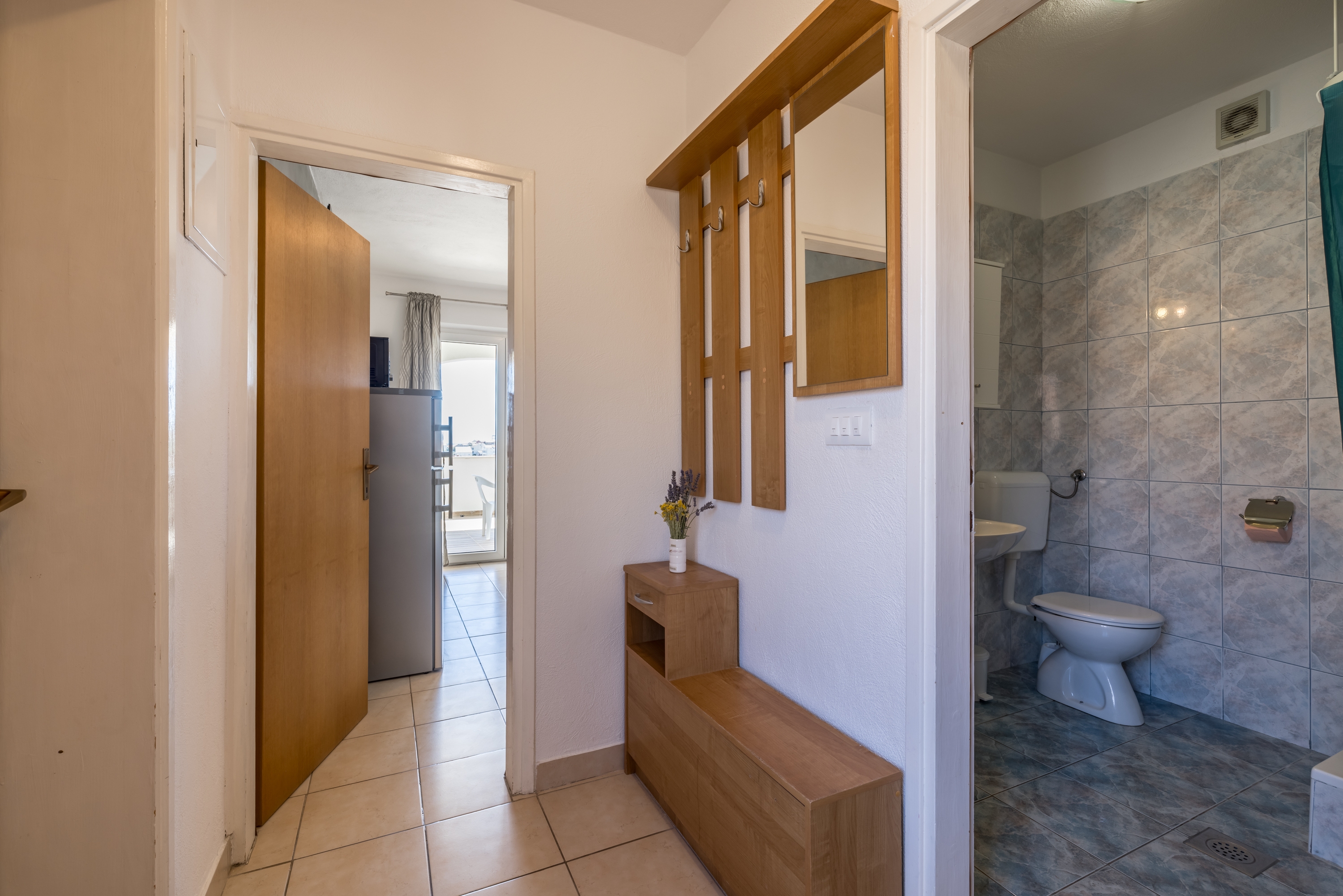 Two bedroom apartment with terrace and sea view Sevid, Trogir  A-b
