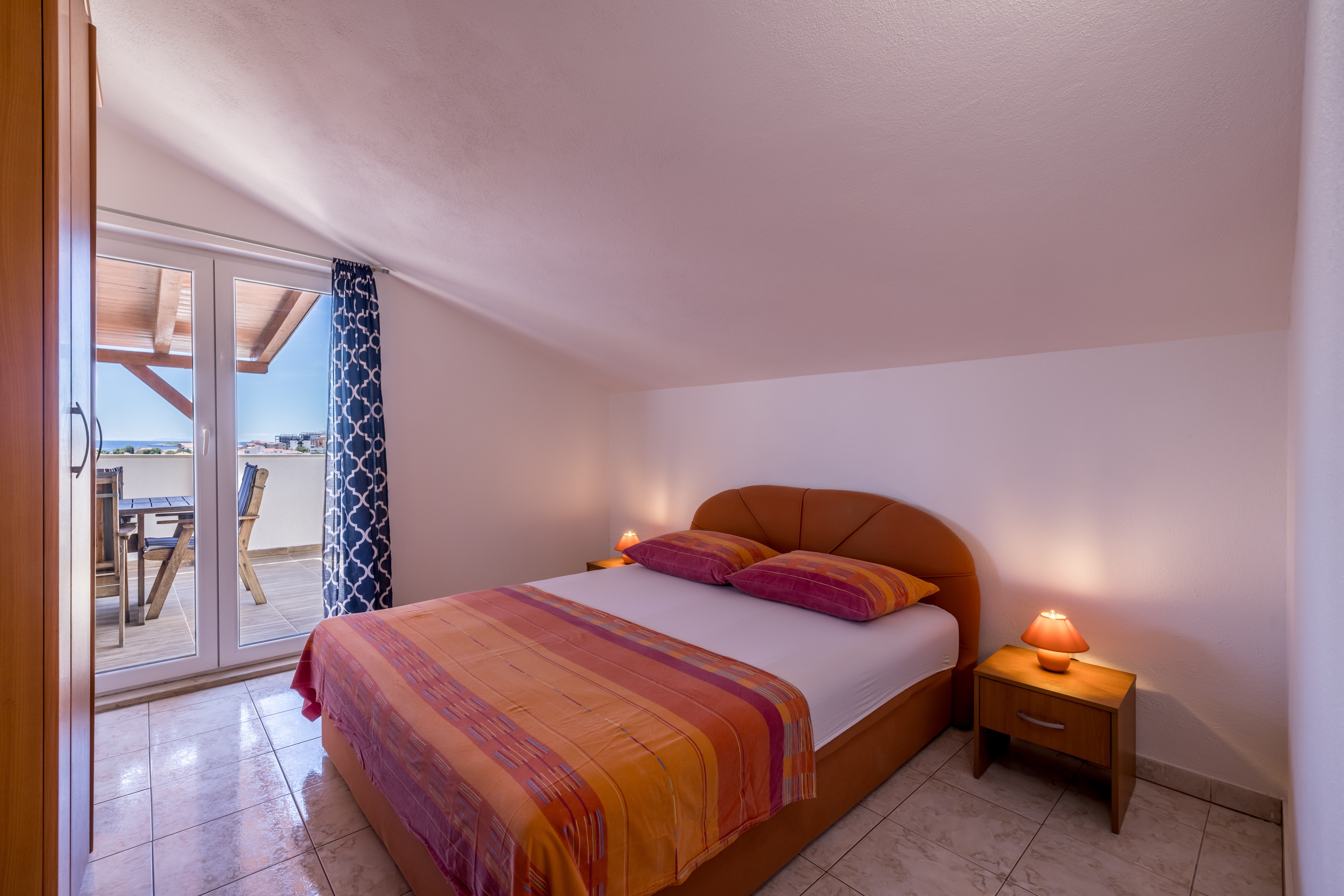 Two bedroom apartment with terrace and sea view Sevid, Trogir  A-c