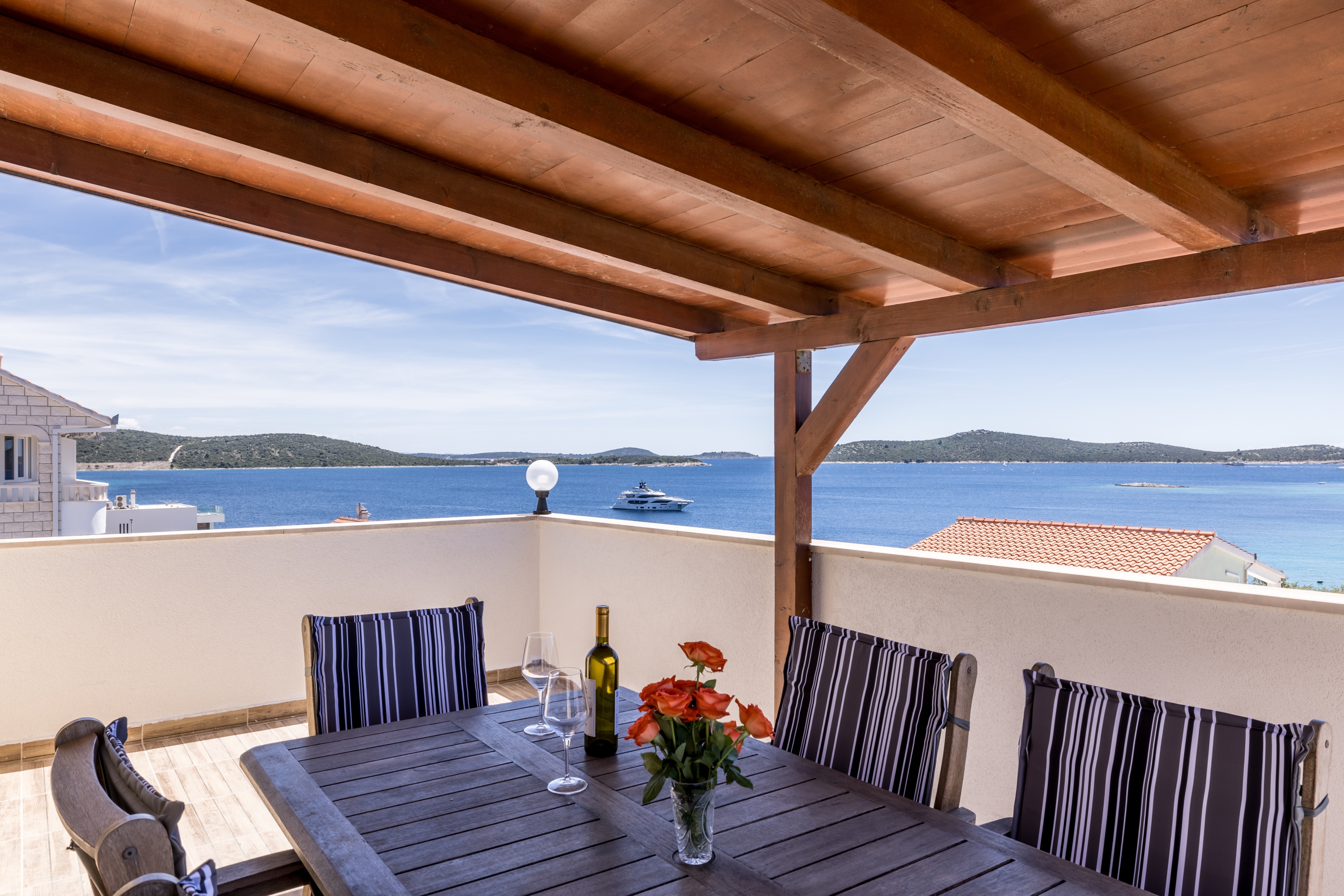 Two bedroom apartment with terrace and sea view Sevid, Trogir  A-c