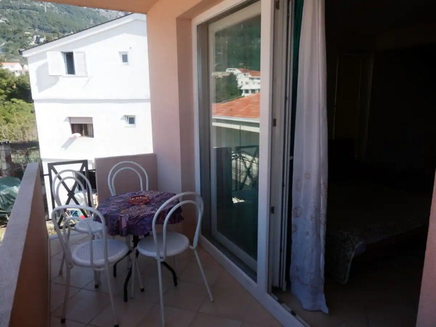 One bedroom apartment with balcony and sea view Gradac, Makarska  A-b