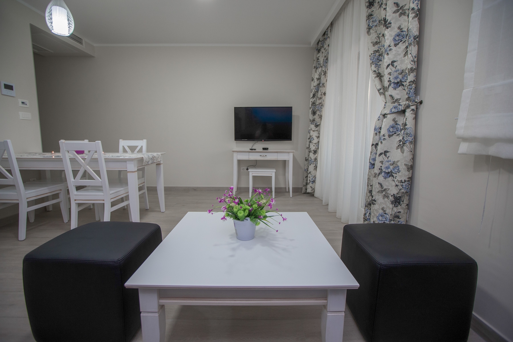 One bedroom apartment with terrace Promajna, Makarska  A-b