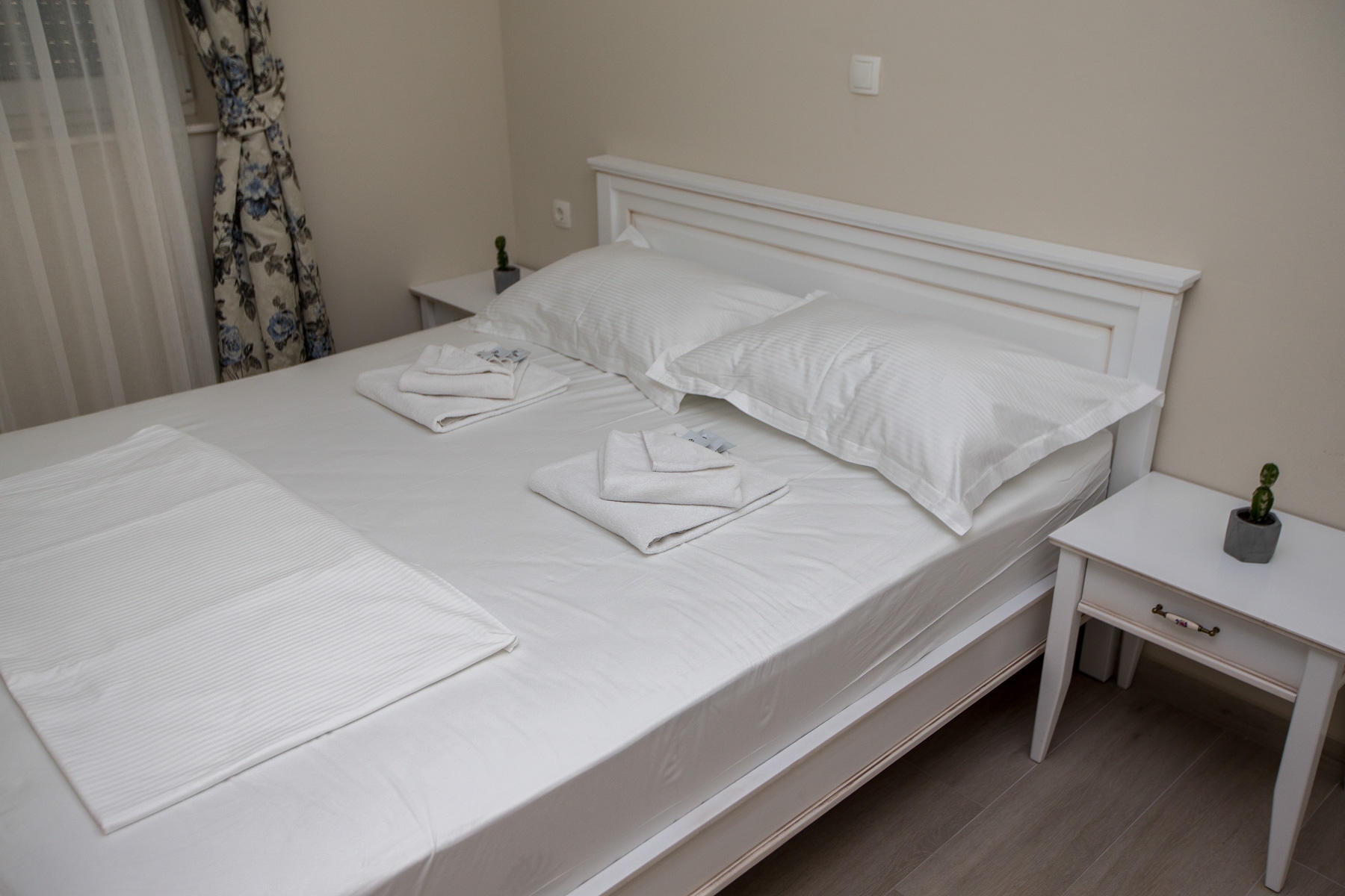 One bedroom apartment with terrace Promajna, Makarska  A-f