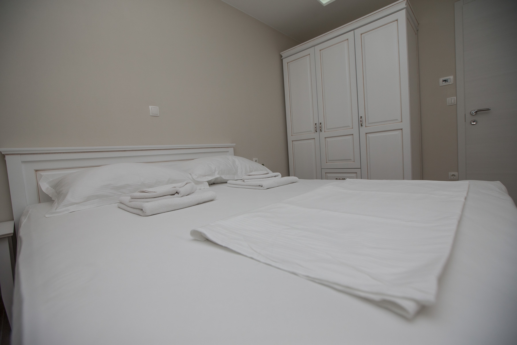 One bedroom apartment with terrace Promajna, Makarska  A-f