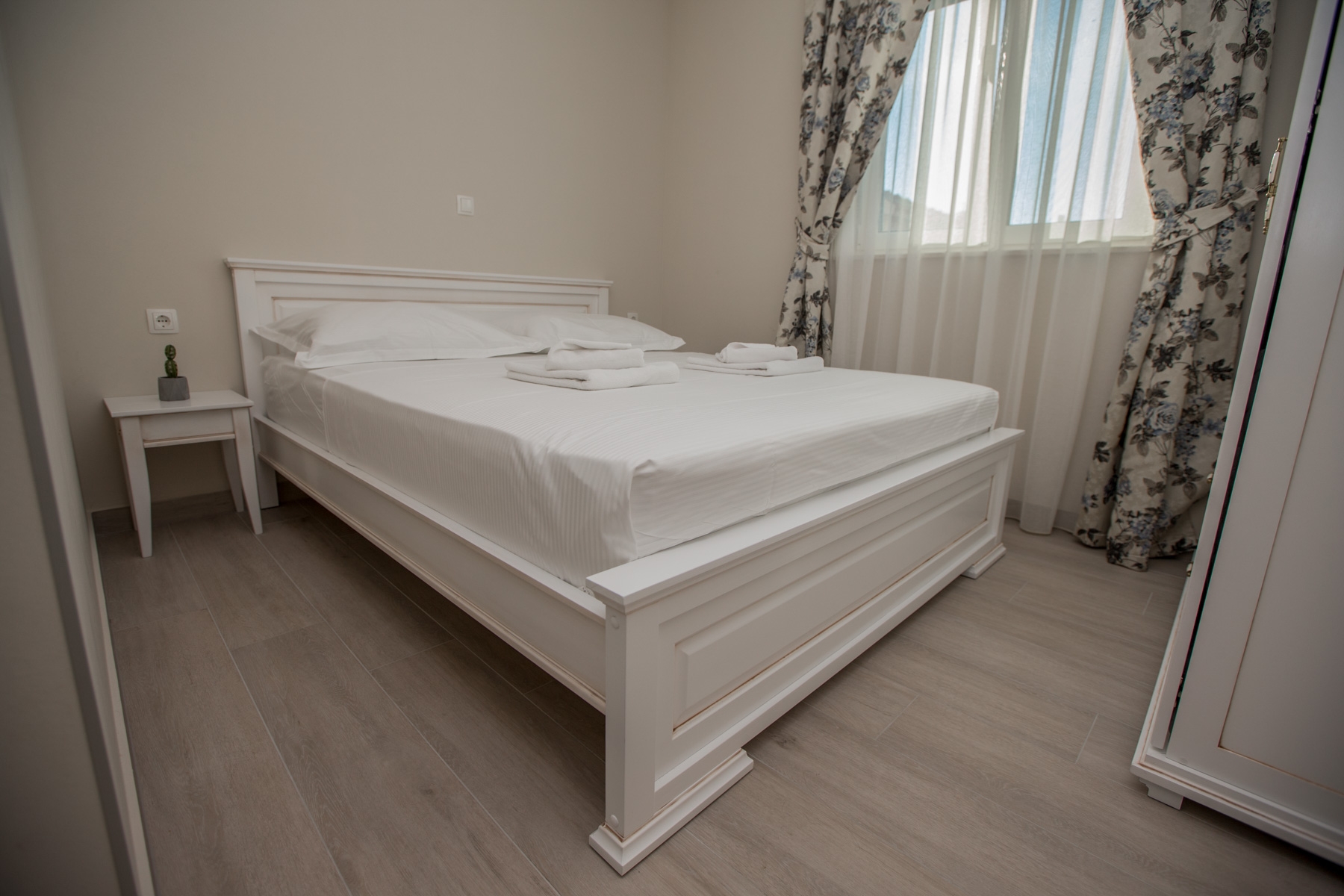 One bedroom apartment with balcony Promajna, Makarska  A-g