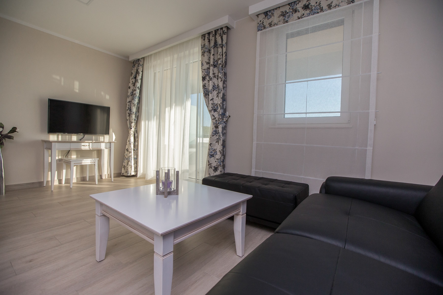 One bedroom apartment with terrace Promajna, Makarska  A-j