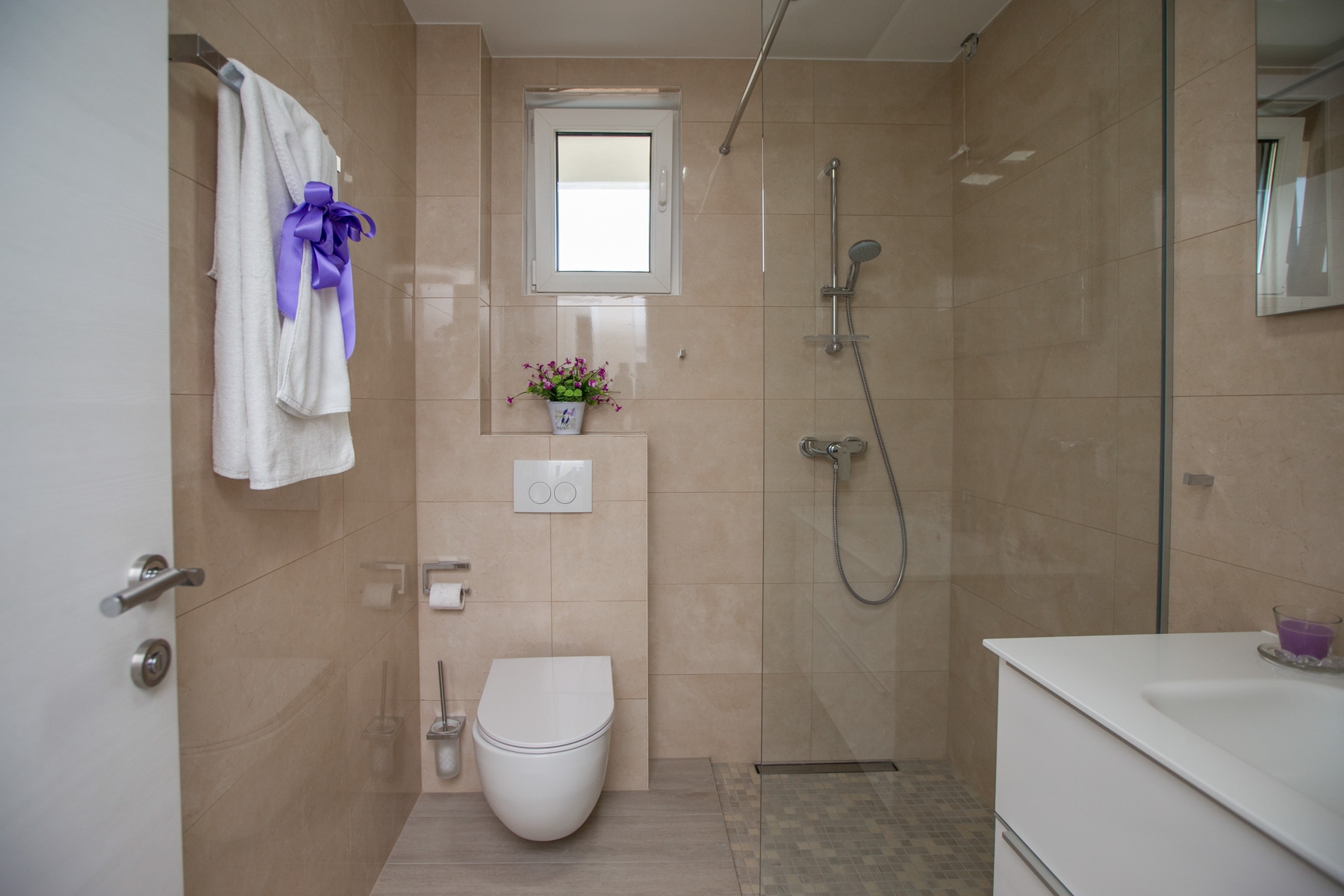 One bedroom apartment with terrace and sea view Promajna, Makarska  A-n