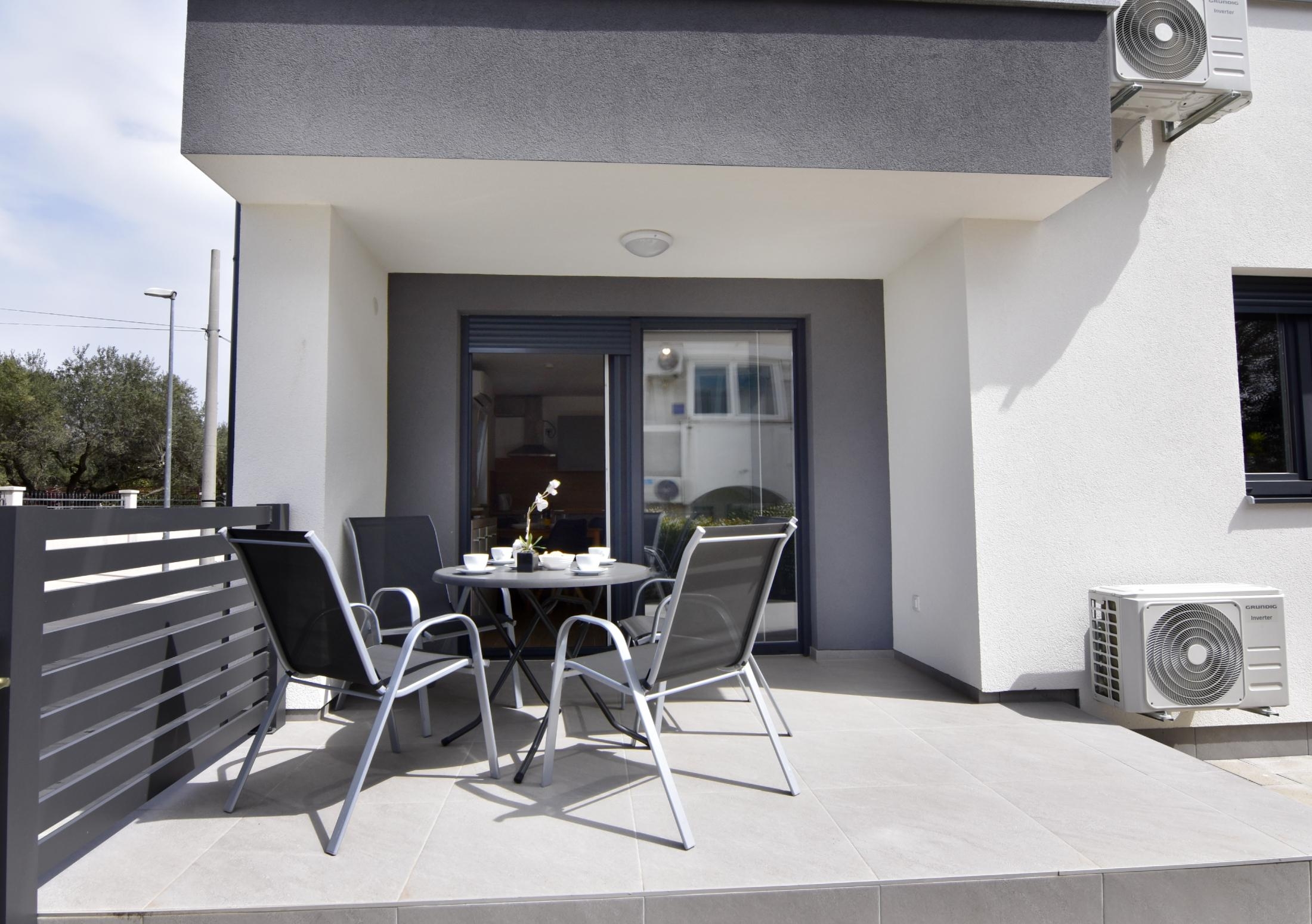 One bedroom apartment with terrace Zambratija, Umag  A-a