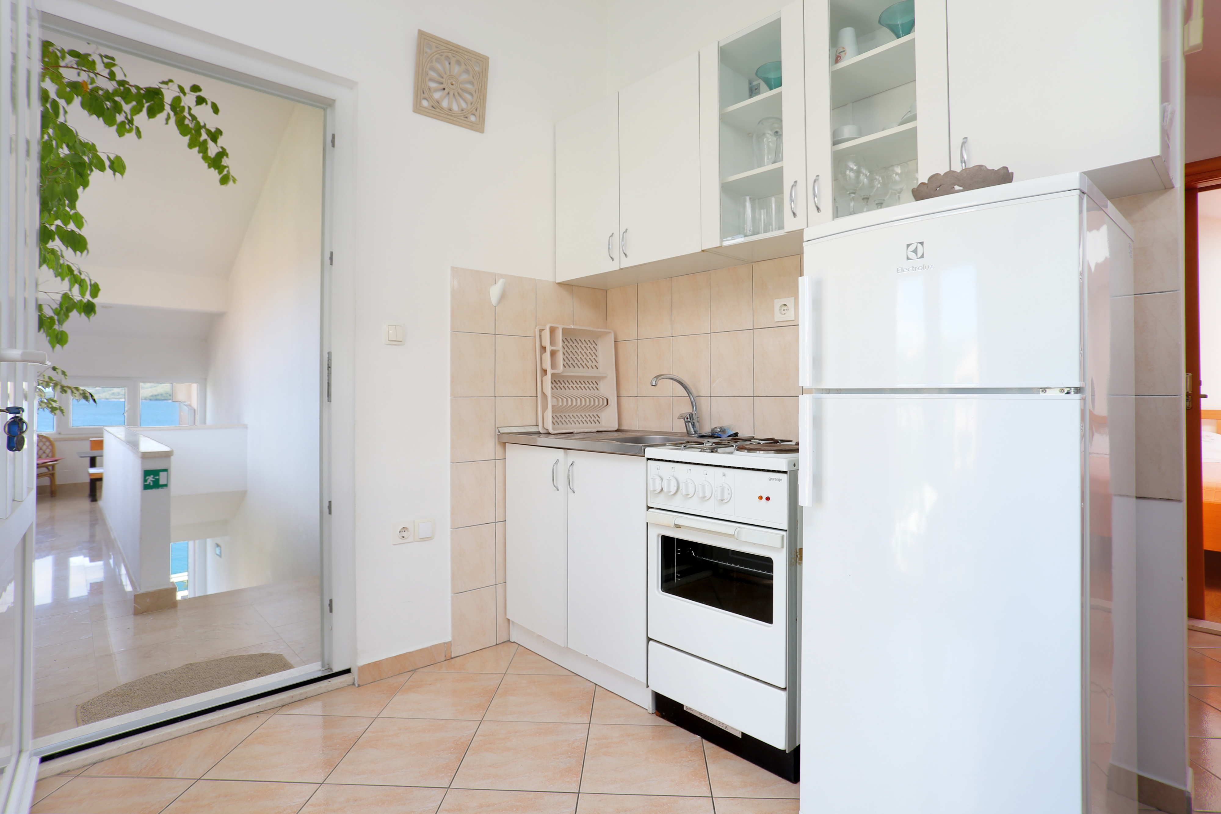 One bedroom apartment near beach Poljica, Trogir  A-a