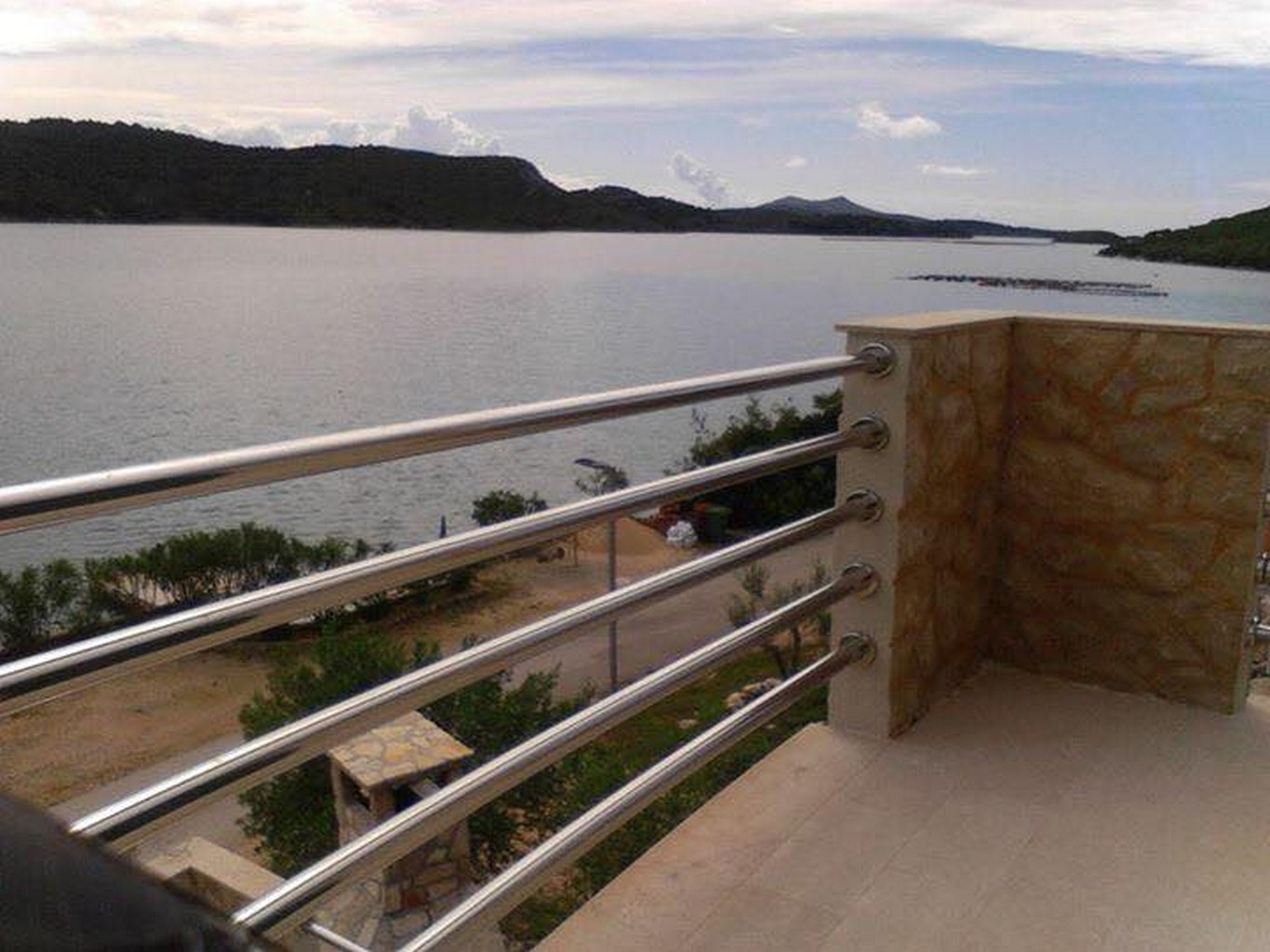 One bedroom apartment near beach Cove Mala Lamjana, Ugljan (A-21182-d) One bedroom apartment near beach Cove Mala Lamjana, Ugljan (A-21182-d)