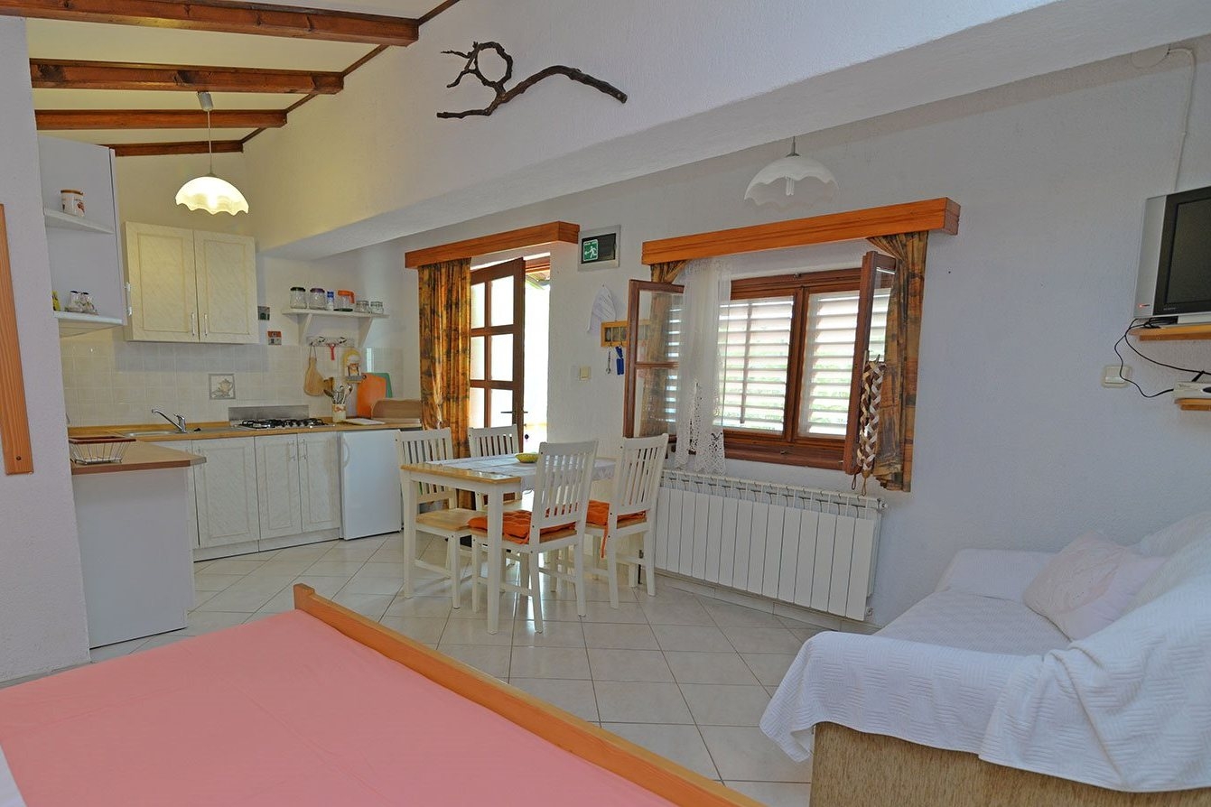 Studio flat with terrace Veli Lošinj, Lošinj (AS-21185-c) Studio flat with terrace Veli Lošinj, Lošinj (AS-21185-c)