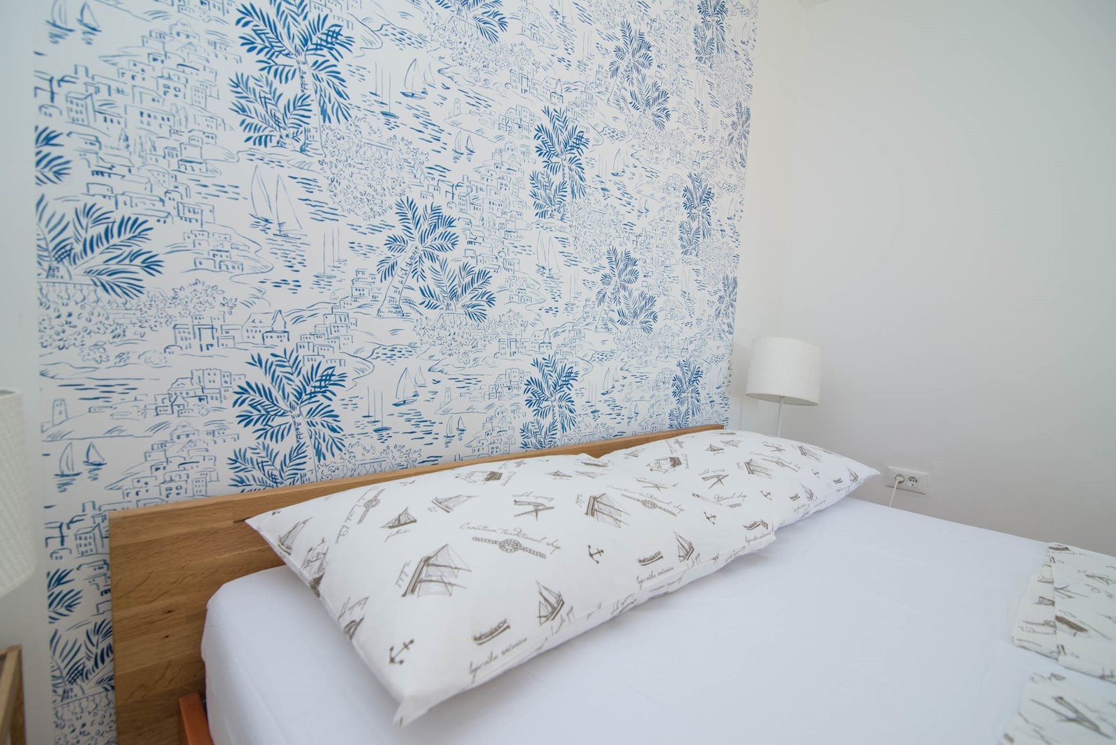Two bedroom apartment with terrace Veli Lošinj, Lošinj  A-a