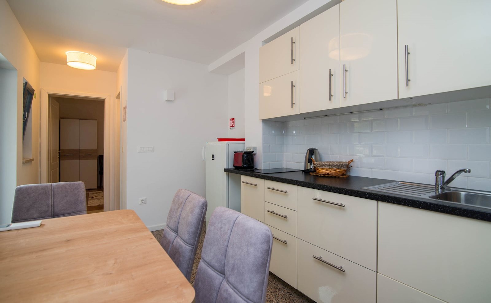 Two bedroom apartment with terrace Veli Lošinj, Lošinj  A-b