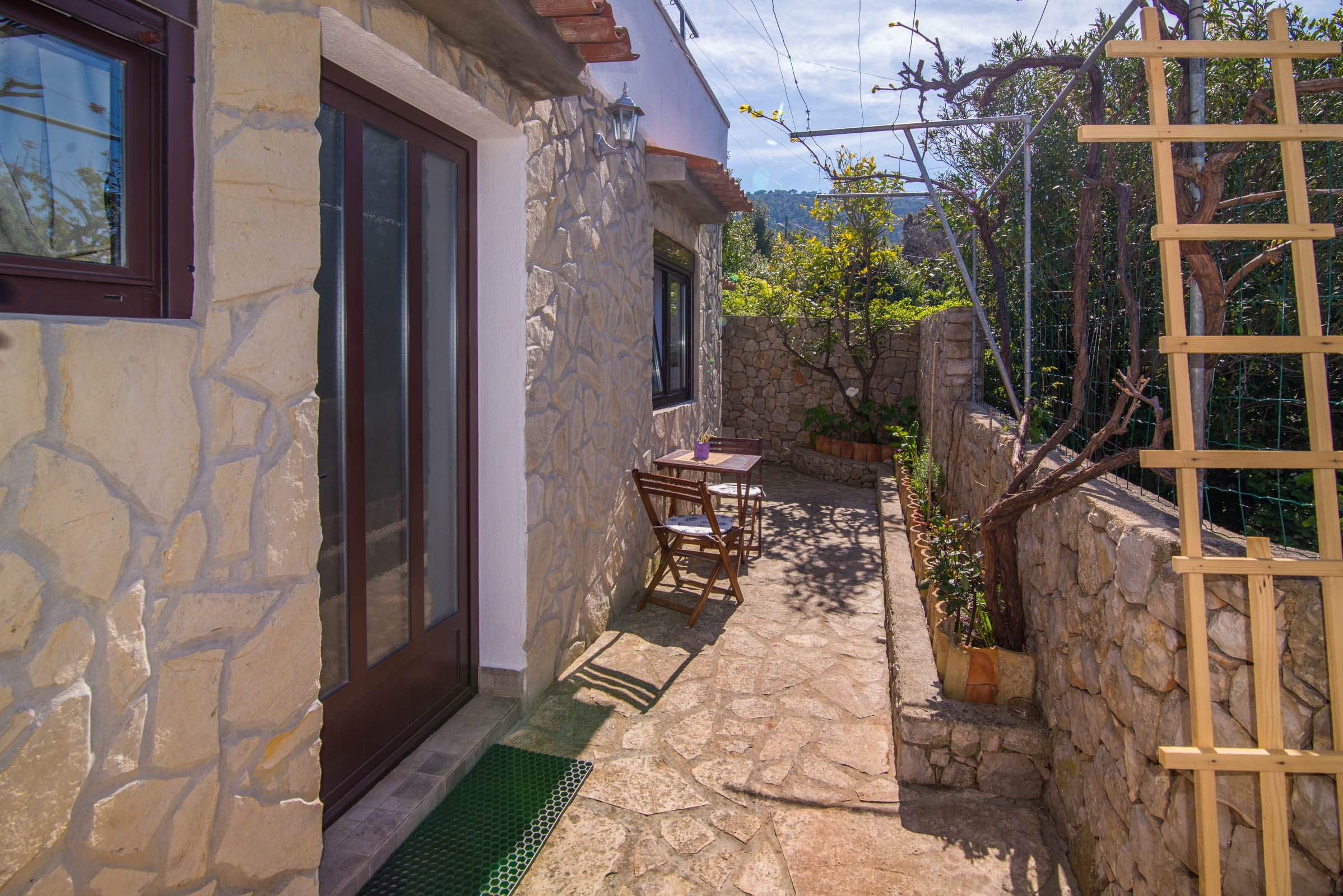 One bedroom apartment with terrace Veli Lošinj, Lošinj  A-a