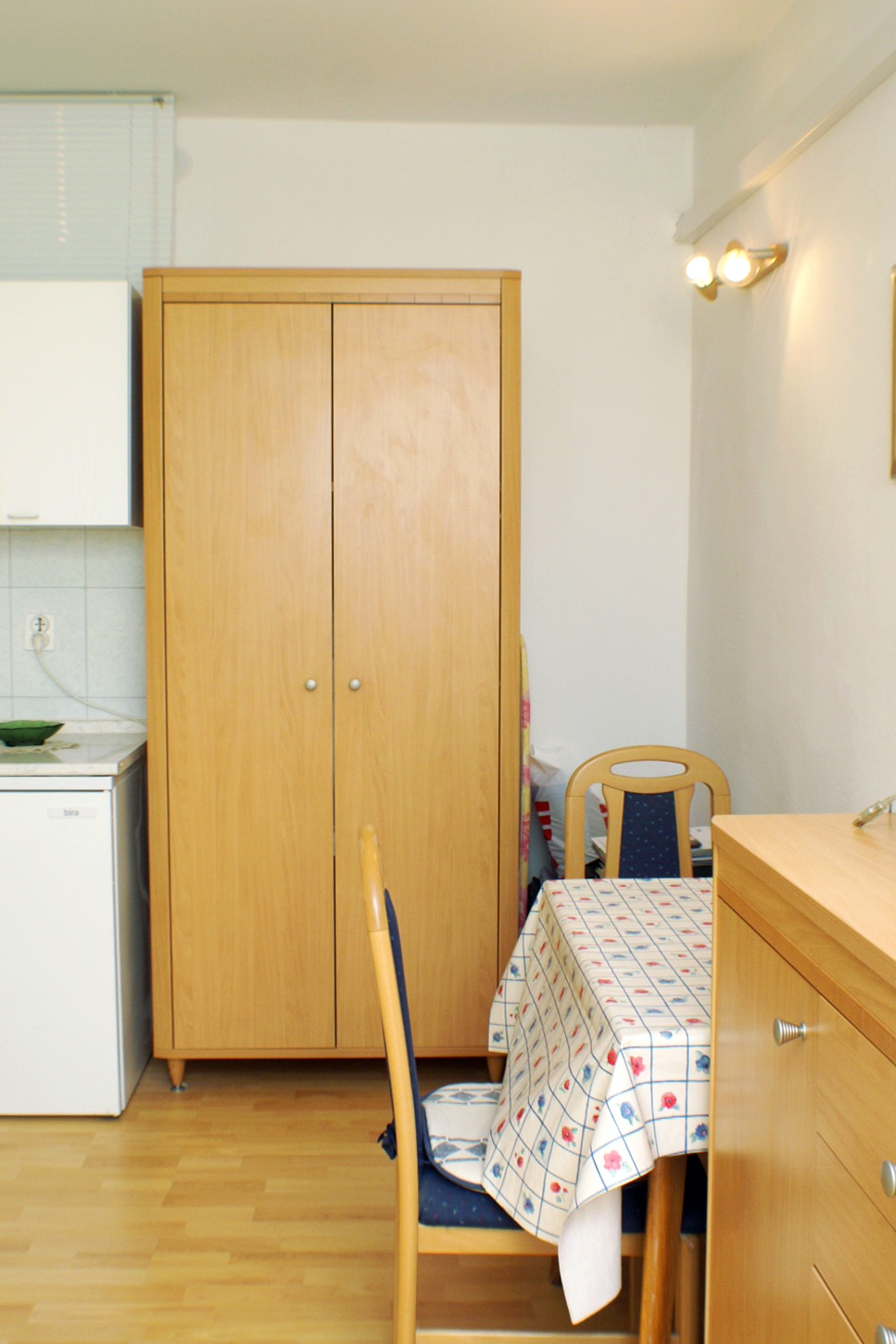 Studio flat with terrace Novalja (Pag) (AS-212-a) Studio flat with terrace Novalja (Pag) (AS-212-a)