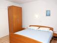 Novalja, Ložnice v ubytování typu studio-apartment, s klimatizací a WiFi.