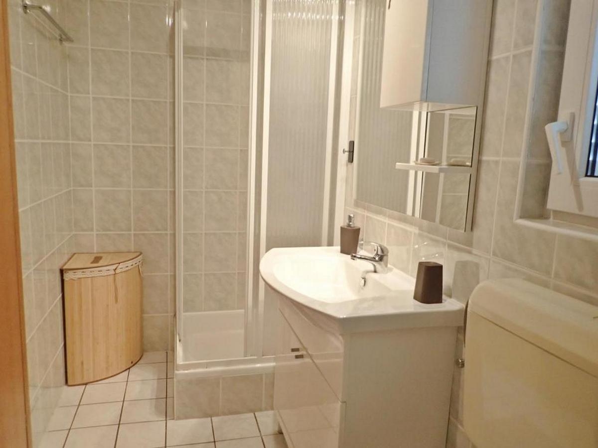 Two bedroom apartment with balcony and sea view Seline, Paklenica  A-b