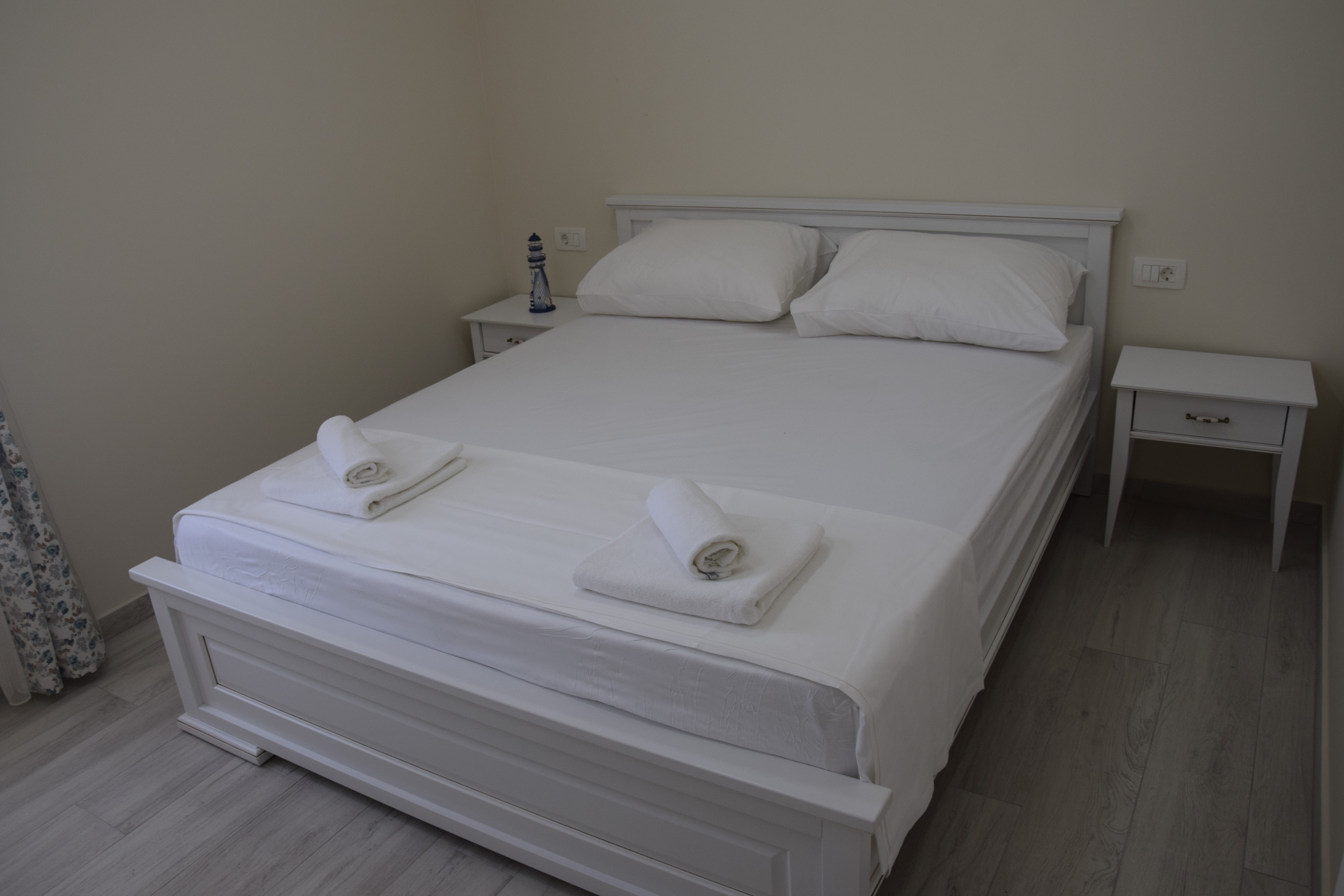 One bedroom apartment with terrace Promajna, Makarska  A-b