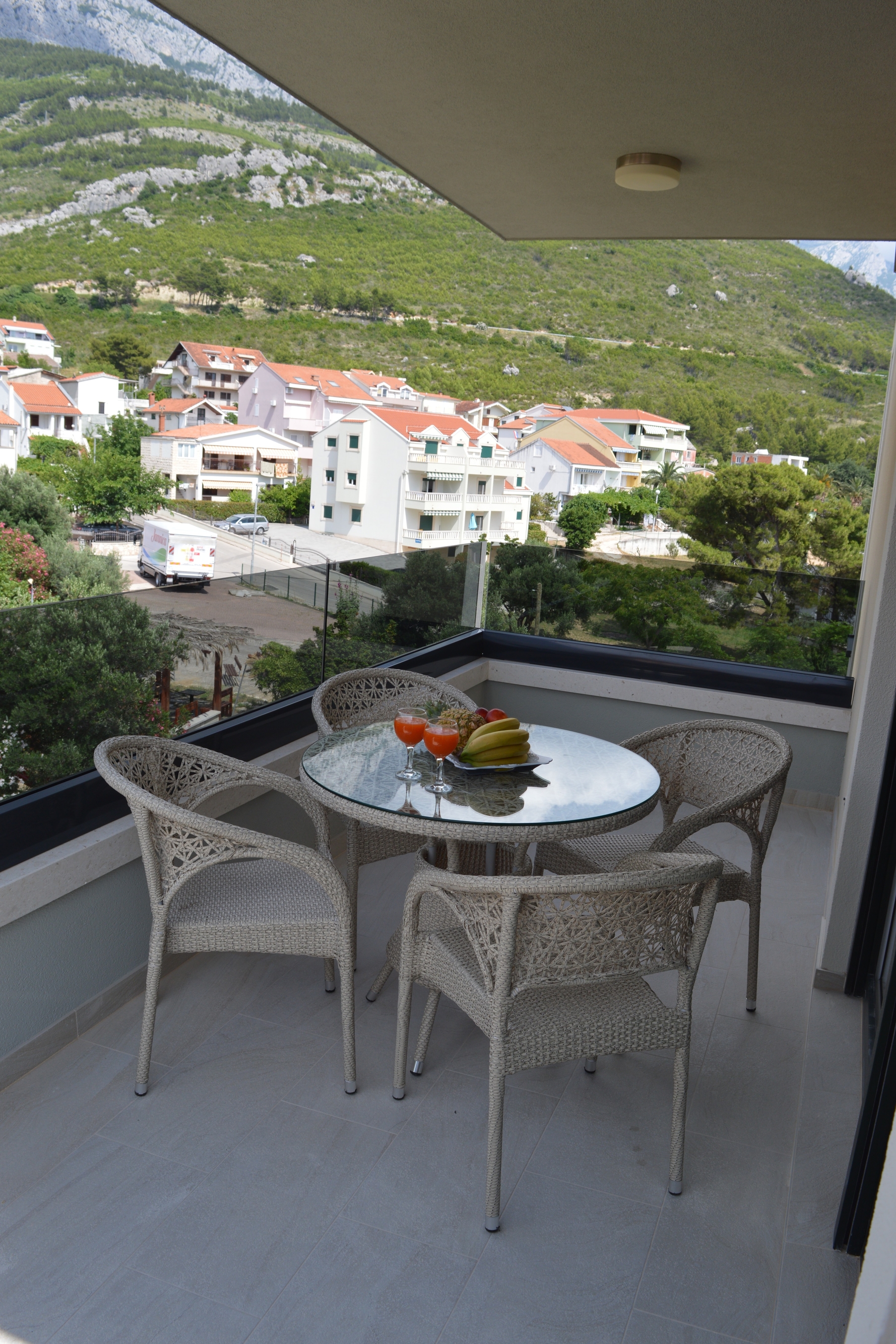 One bedroom apartment with balcony Promajna, Makarska  A-c