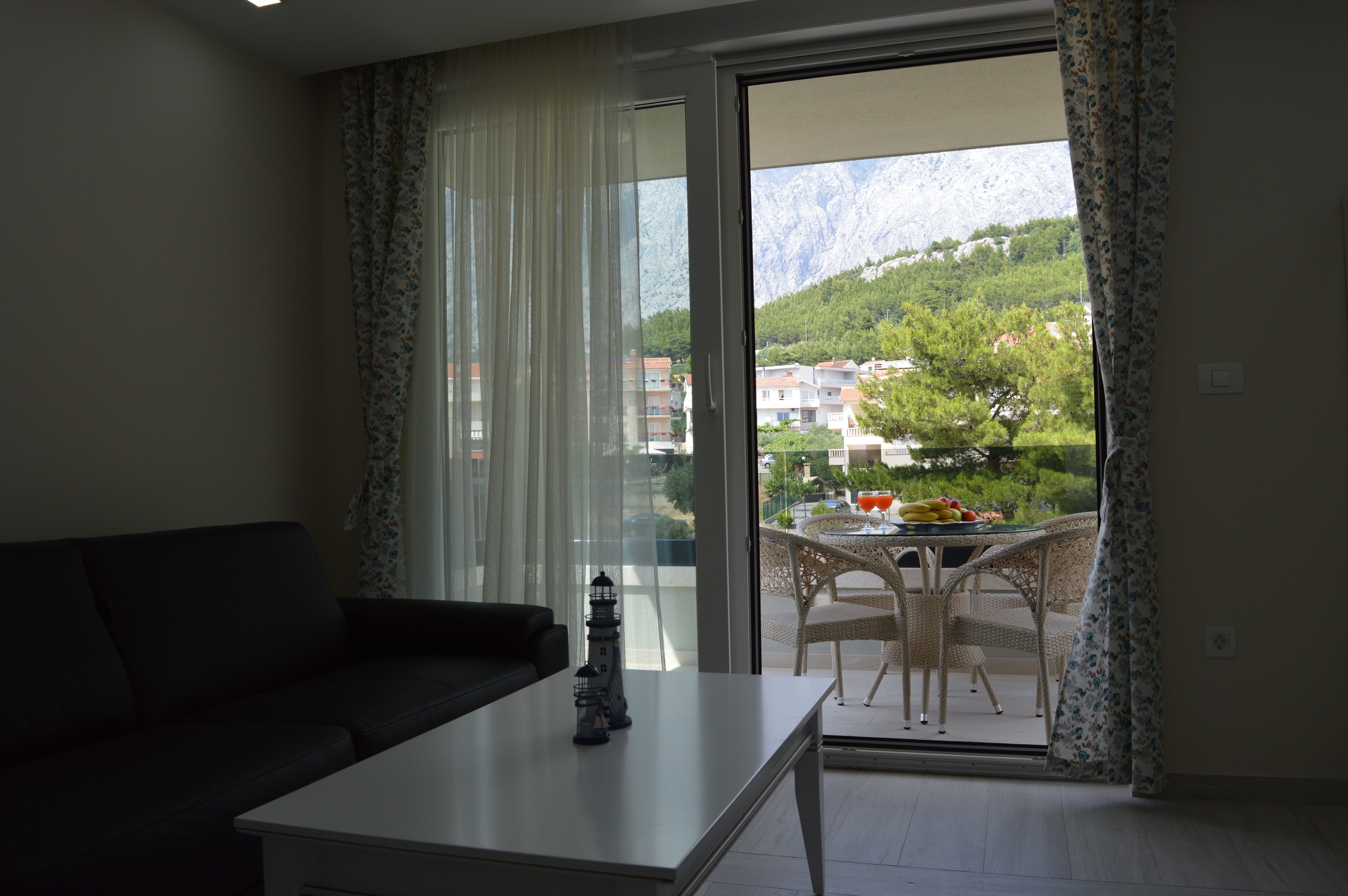 One bedroom apartment with balcony Promajna, Makarska  A-c
