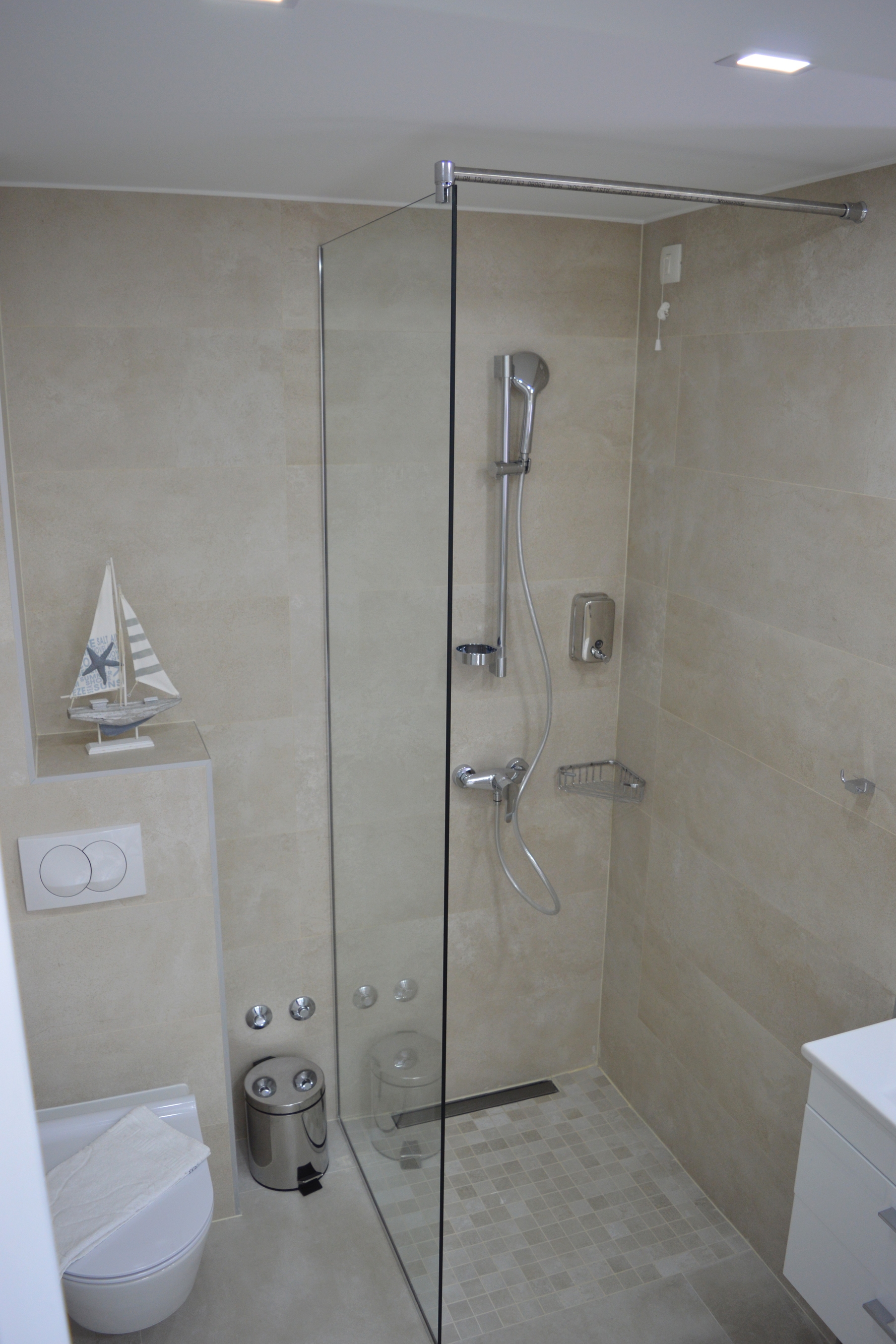 One bedroom apartment with balcony Promajna, Makarska  A-i