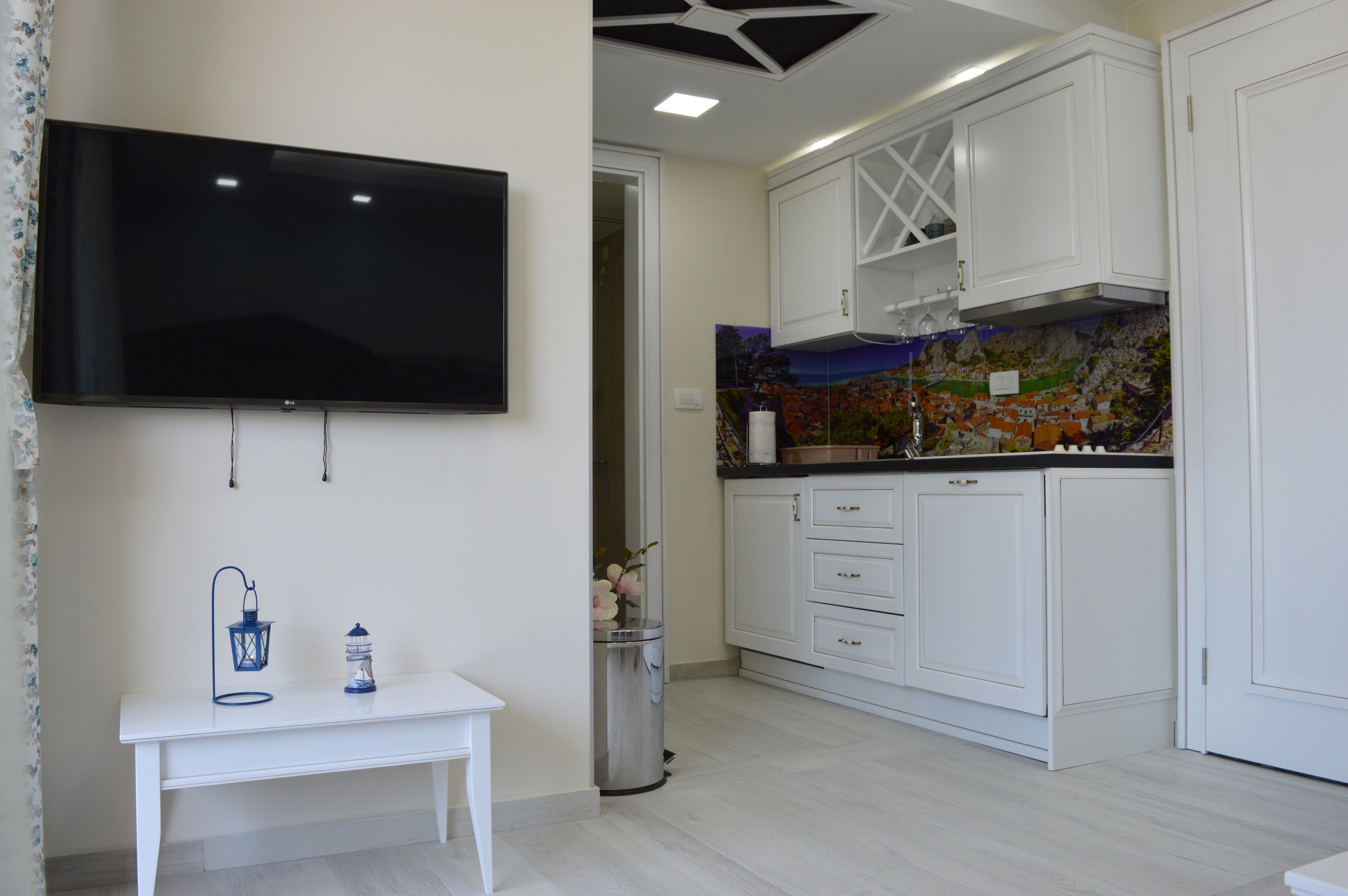One bedroom apartment with balcony Promajna, Makarska  A-i