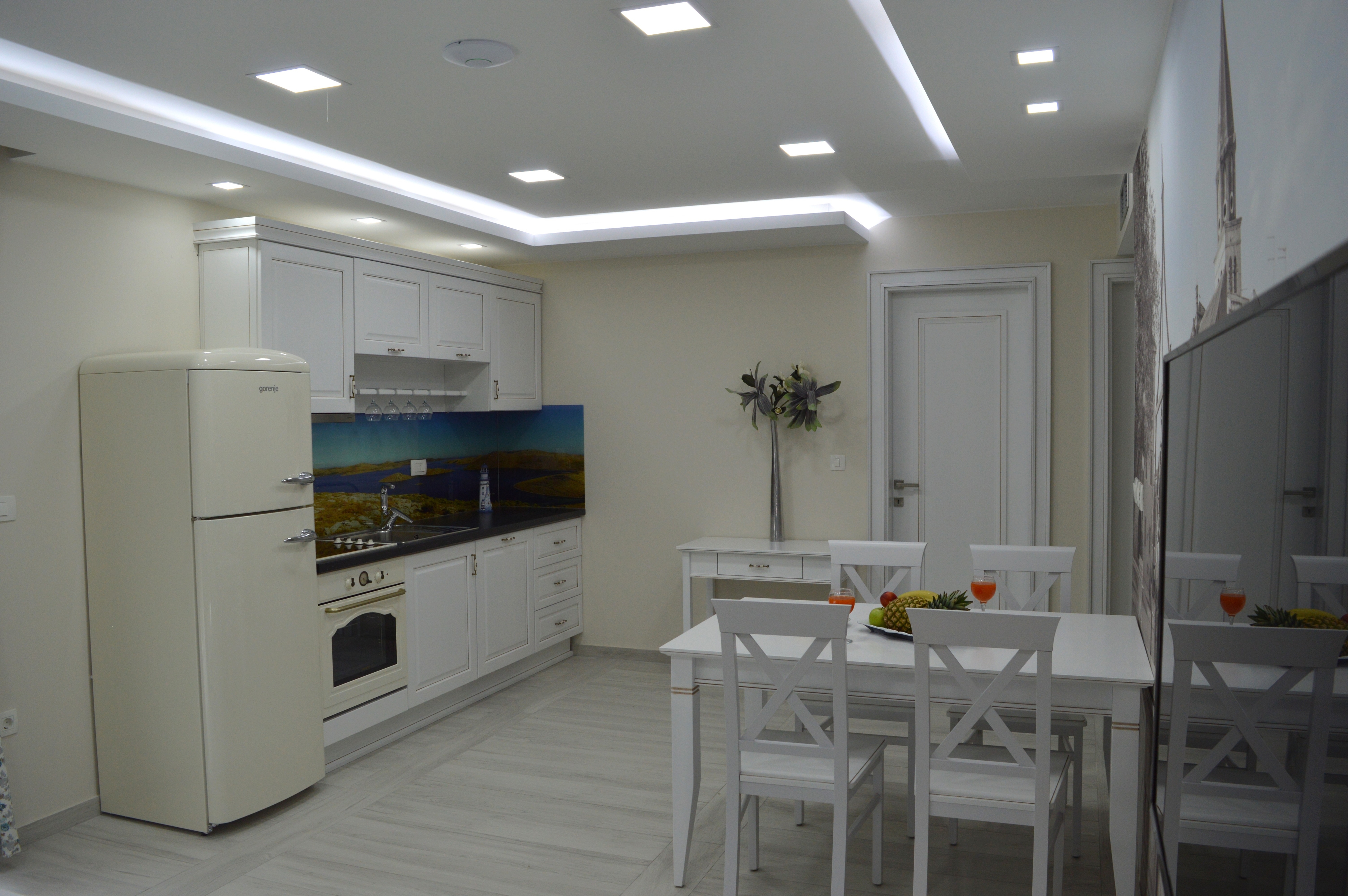 One bedroom apartment with balcony Promajna, Makarska  A-j