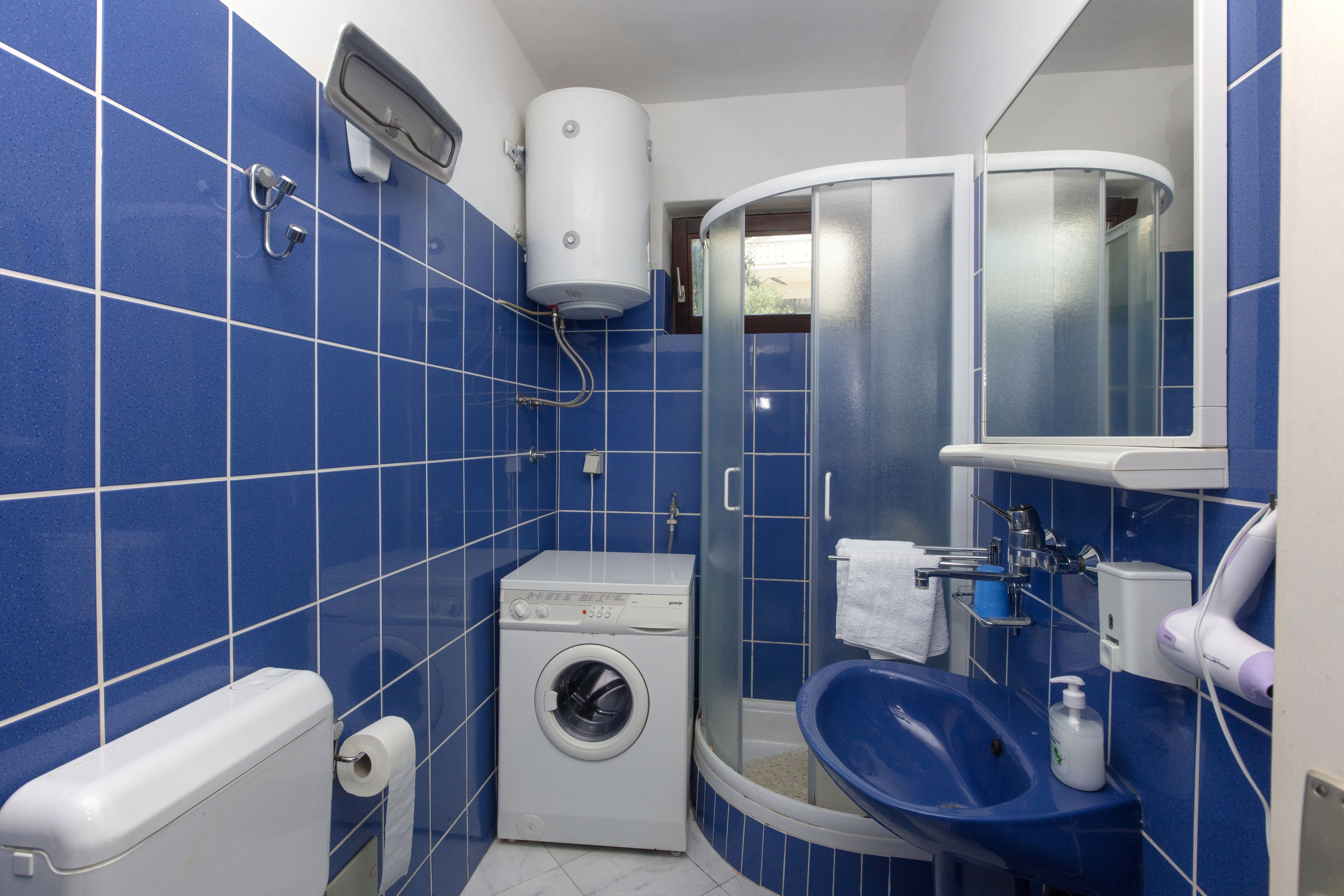 Two bedroom apartment with terrace Vodice  A-a
