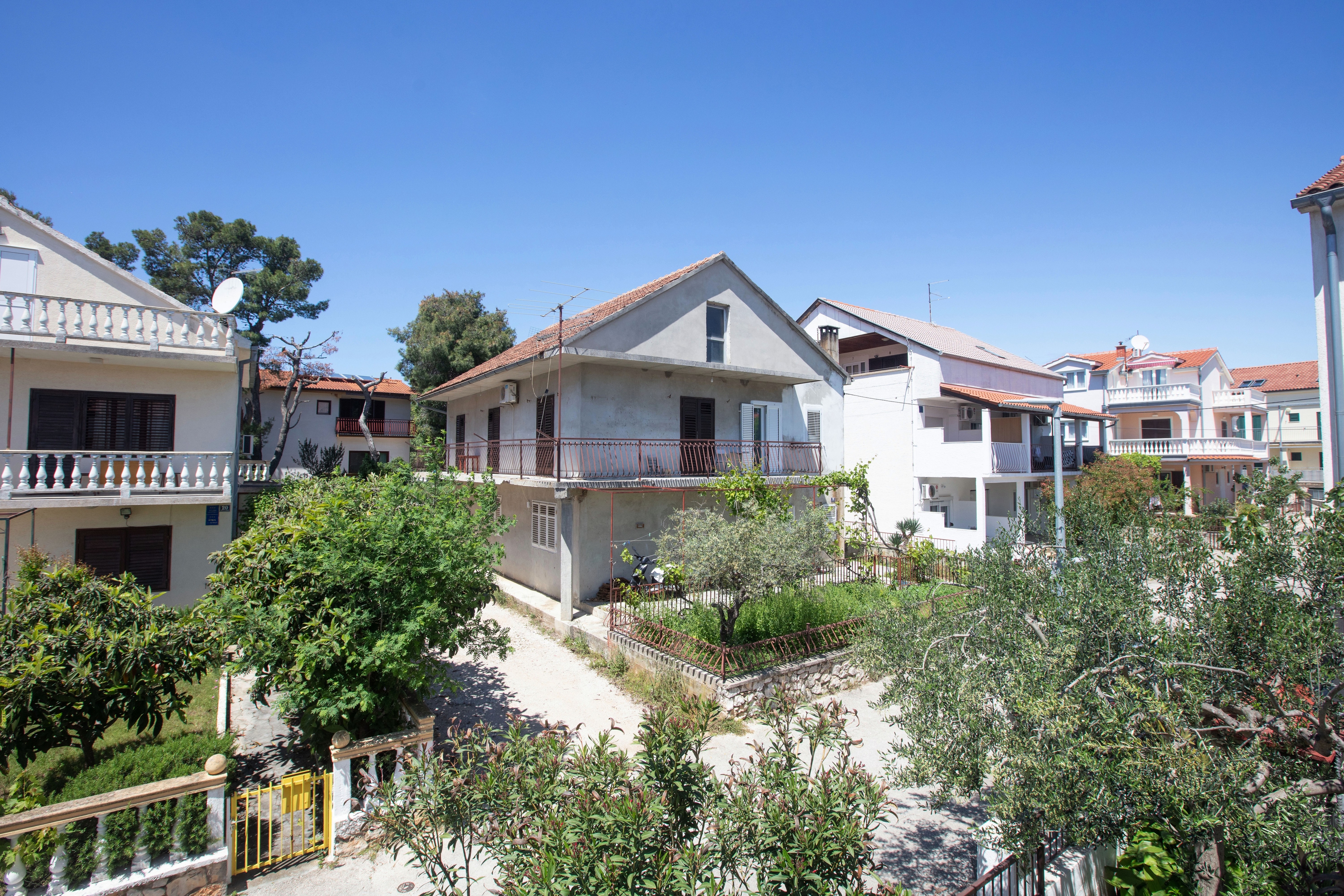 Two bedroom apartment with terrace Vodice  A-b